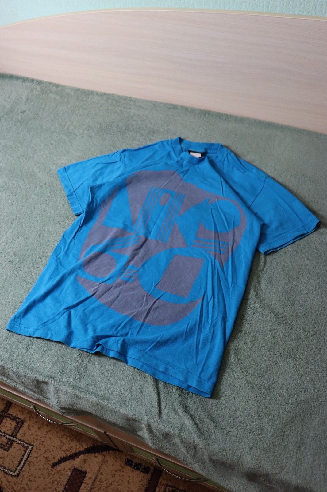 Nike Nike 6.0 Y2K Blue Graphic Tee Vintage 2000s Rare Streetwear Size US M / EU 48-50 / 2 - 2 Thumbnail