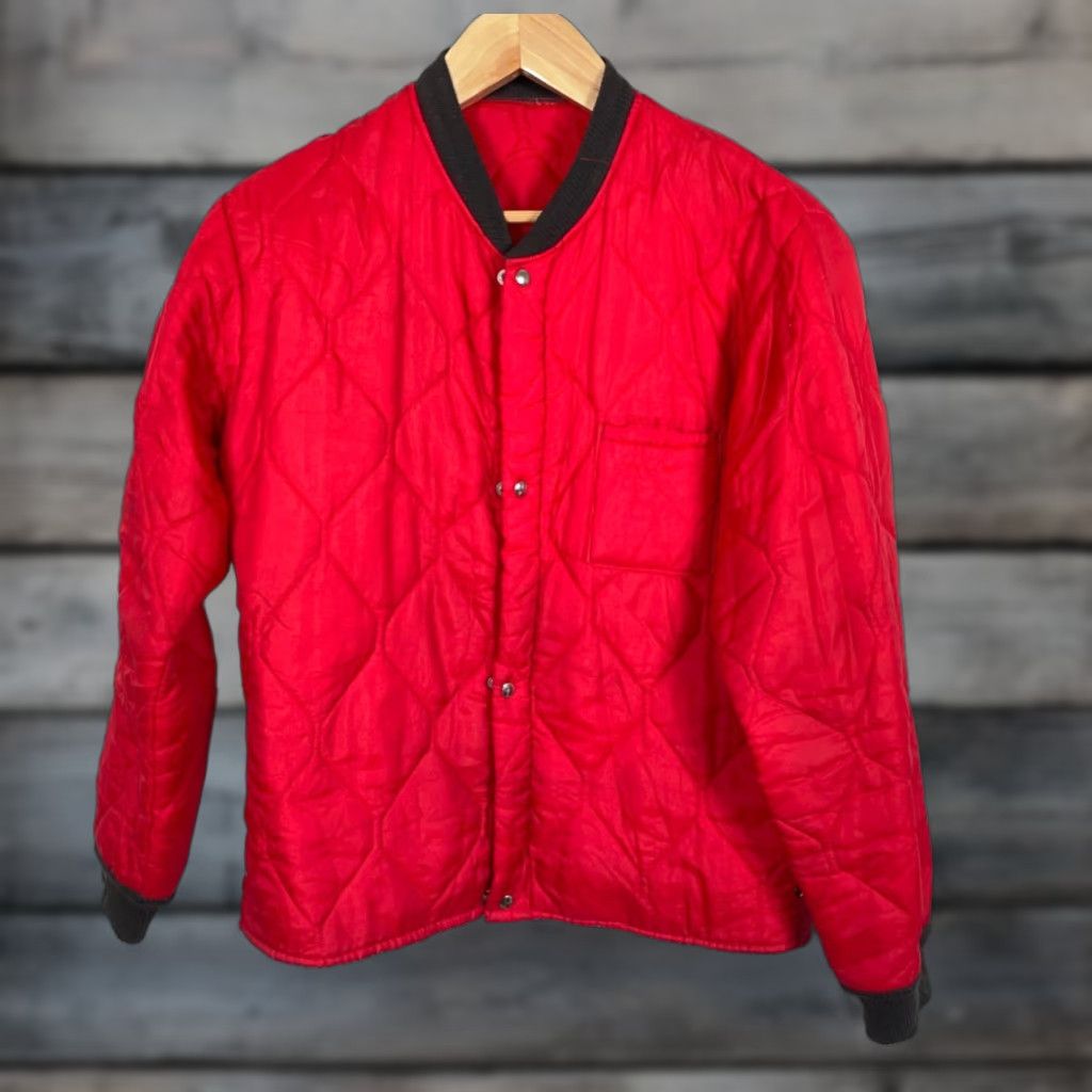 Vintage Vintage 70s Quilted Liner Jacket Men's Medium Red Lightweight Zip Snap Prentice Button Size US M / EU 48-50 / 2 - 1 Thumbnail