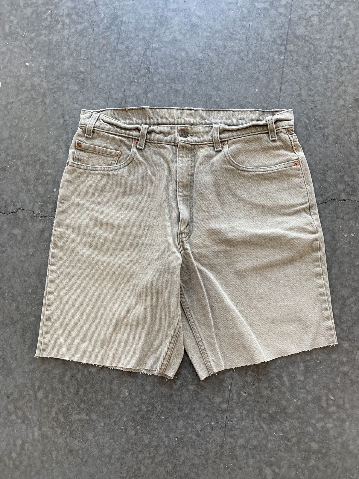 Levi's × Vintage Crazy Vintage 90s Levi’s Jean Shorts Essential Skater Size US 35 - 3 Thumbnail