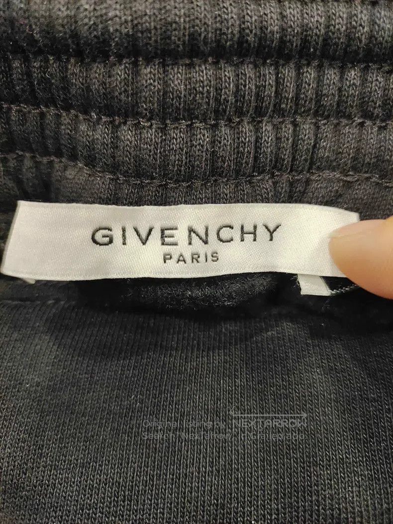 Givenchy Givenchy SizeS Black and White Sports Pants Casual Pants Lo Size US 31 - 3 Thumbnail