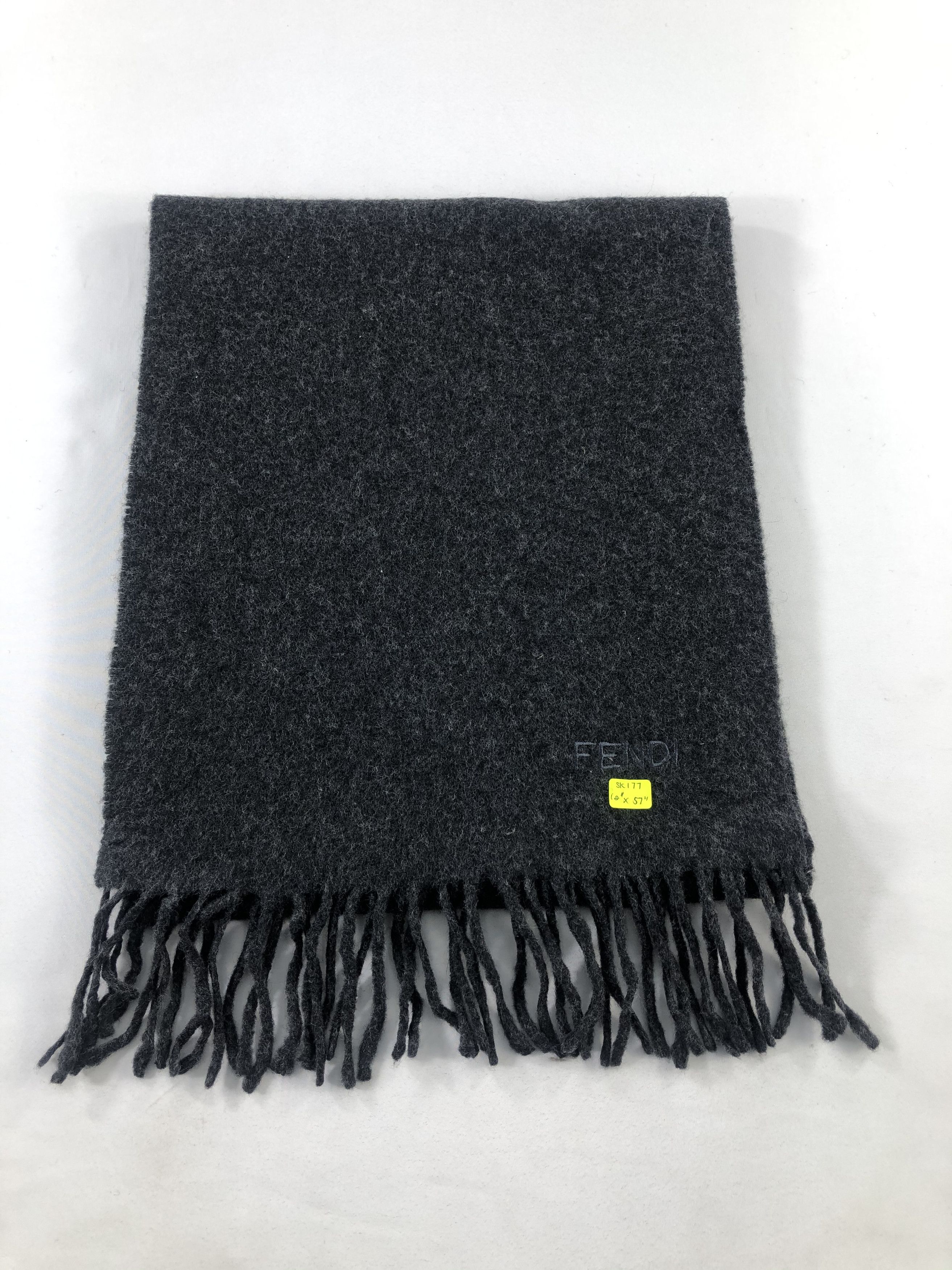 Fendi Fendi Plain Scarf / Muffler / Neckwear Size ONE SIZE - 5 Thumbnail