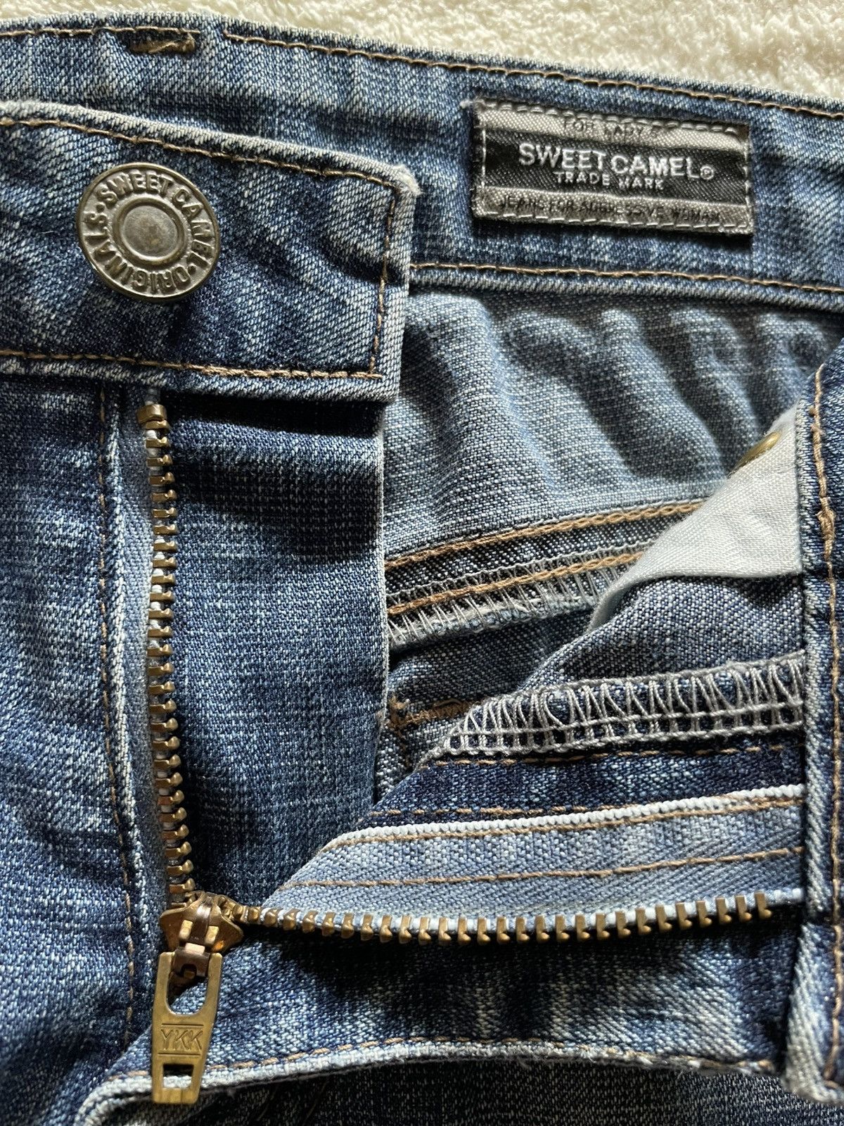 Japanese Brand Vintage Sweet Camel Boot Cut Faded Mudwash Dark Blue Jeans Size 30" / US 8 / IT 44 - 6 Thumbnail