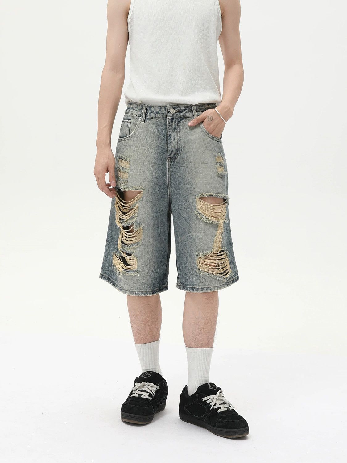 Japanese Brand × Jean Vintage distressed loose straight blue ripped denim shorts Size US 32 / EU 48 - 1 Thumbnail