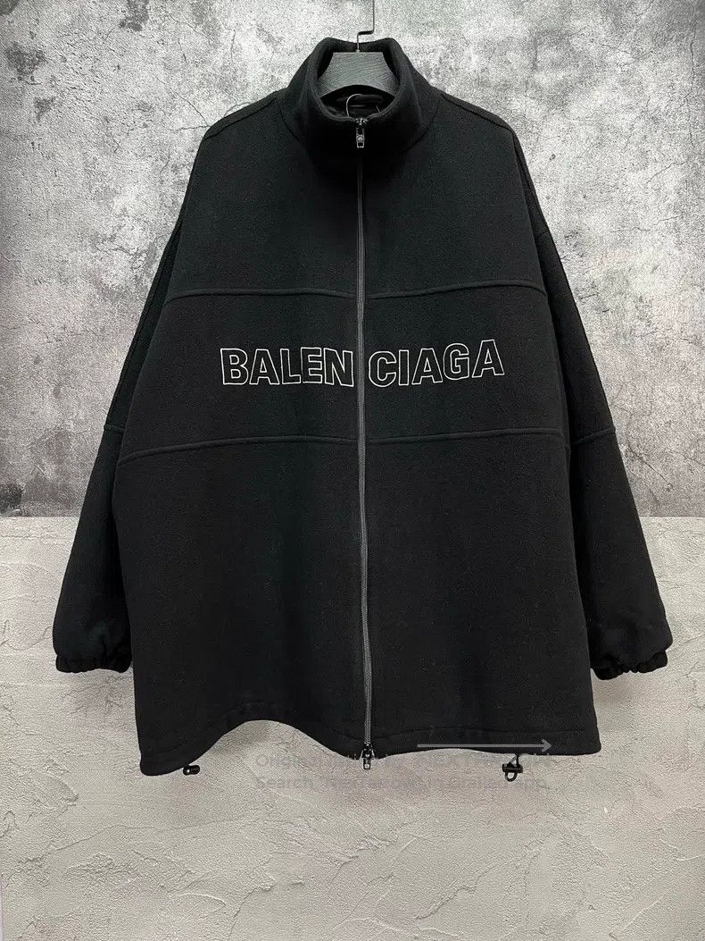 Balenciaga Balenciaga Printed zippered jacket Size US S / EU 44-46 / 1 - 1 Thumbnail
