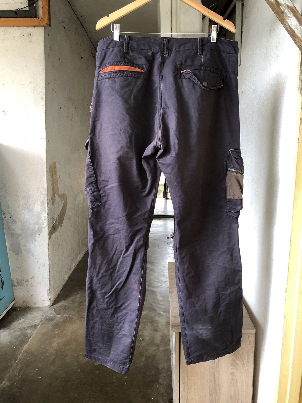 Avirex Vintage Avirex U.S Army Air Corps Distressed Cargo Pants Size US 38 / EU 54 - 2 Thumbnail