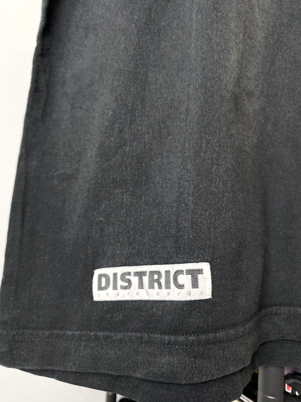 Shorty's Skateboards Rare! Vintage District Skateboards T Shirt Blind Hookups Size US M / EU 48-50 / 2 - 3 Thumbnail
