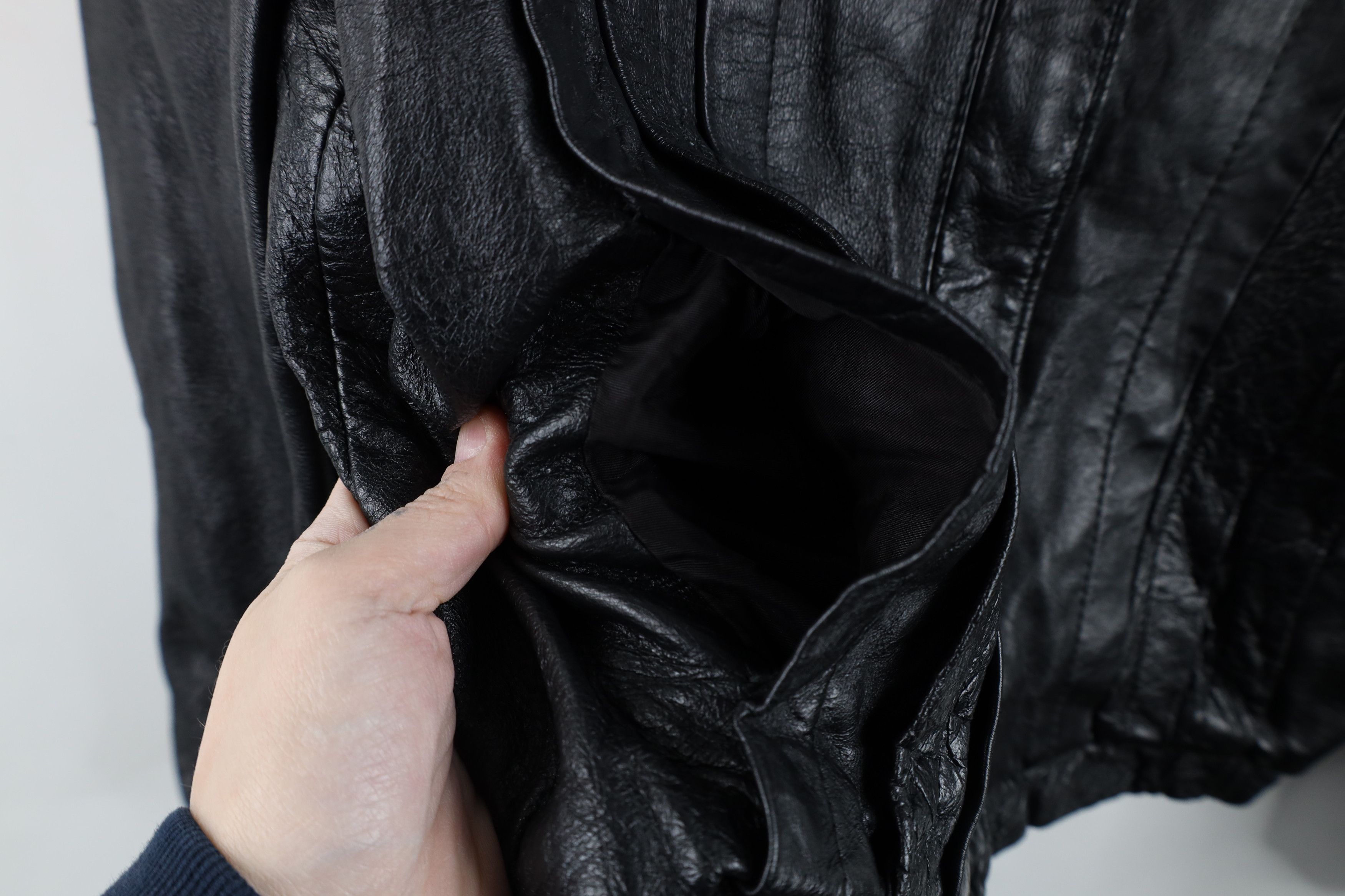 Vintage Vintage 80s 90s Streetwear Leather Cafe Bomber Jacket Black Size M / US 6-8 / IT 42-44 - 8 Thumbnail