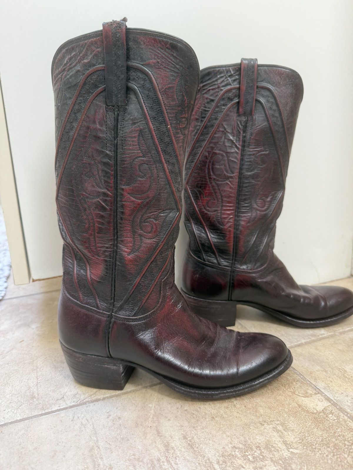Lucchese Vintage Lucchese San Antonio Burgundy Black Cowboy Boots 6B Size US 6 / IT 36 - 1 Thumbnail