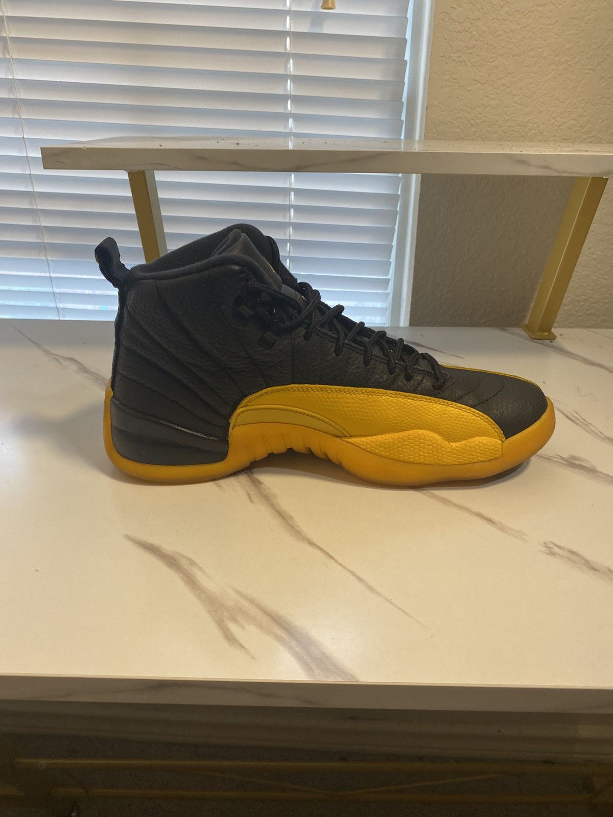 Jordan Brand Jordan 12 Retro Black University Gold Size US 8.5 / EU 41-42 - 7 Thumbnail