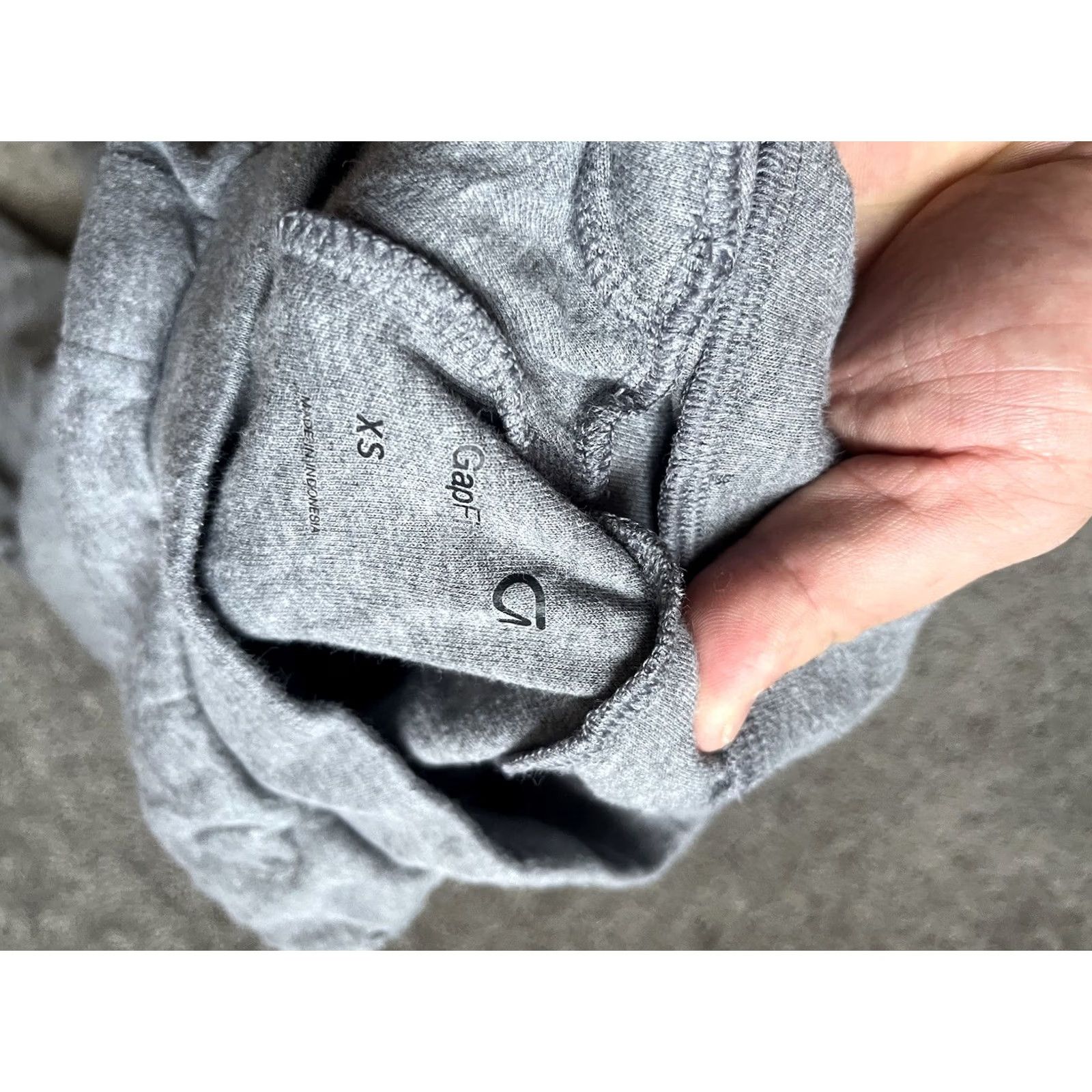 Gap GAP GAPFIT Drawstring Solid Jogger Gray XS Mens Pants Regular 27in Inseam Cotton Polyester Spandex Jogger Size US 27 - 5 Thumbnail