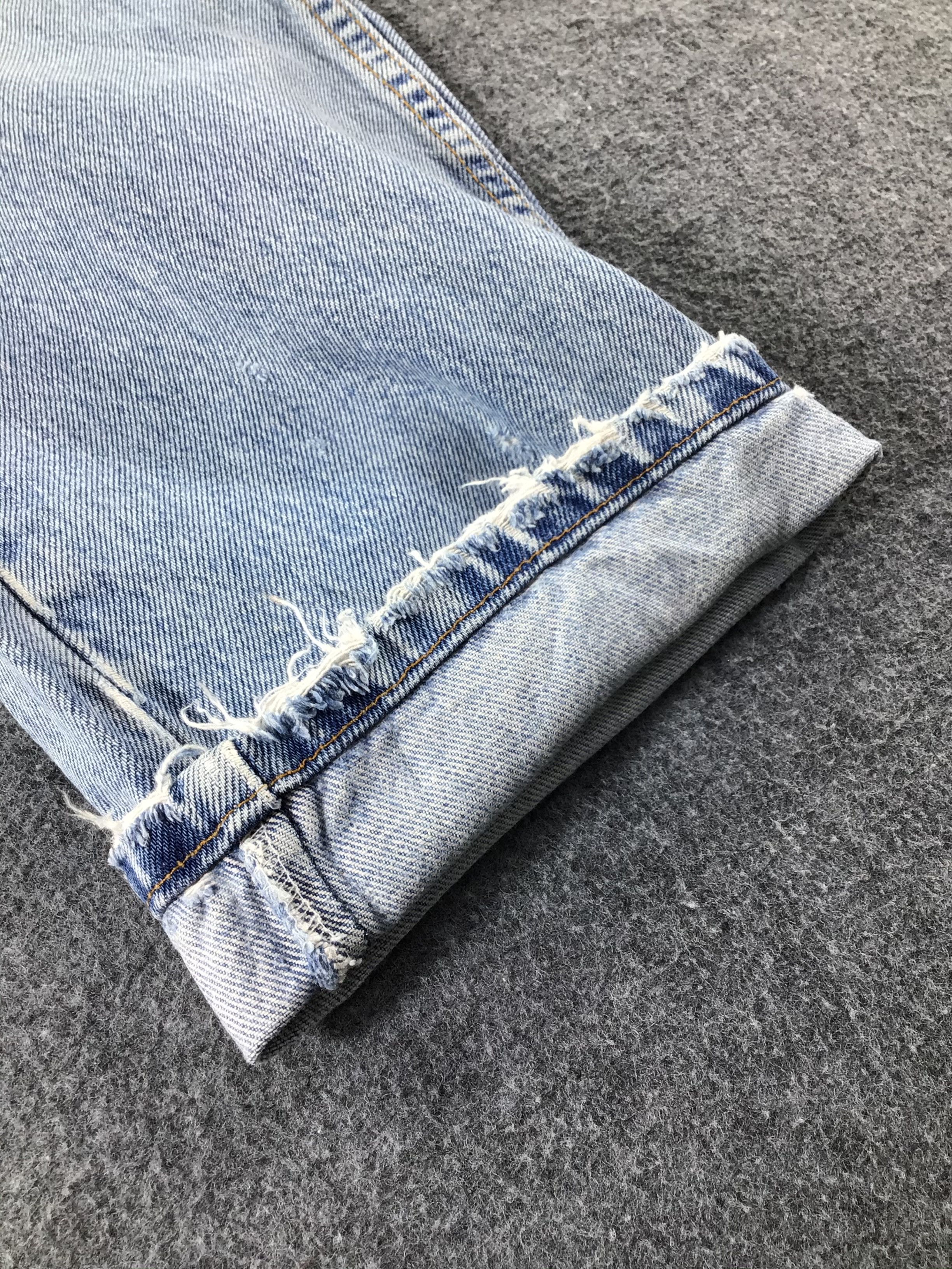 Levi's Vintage Levis 560 Jeans Distressed Denim - J327 Size US 28 / EU 44 - 7 Thumbnail