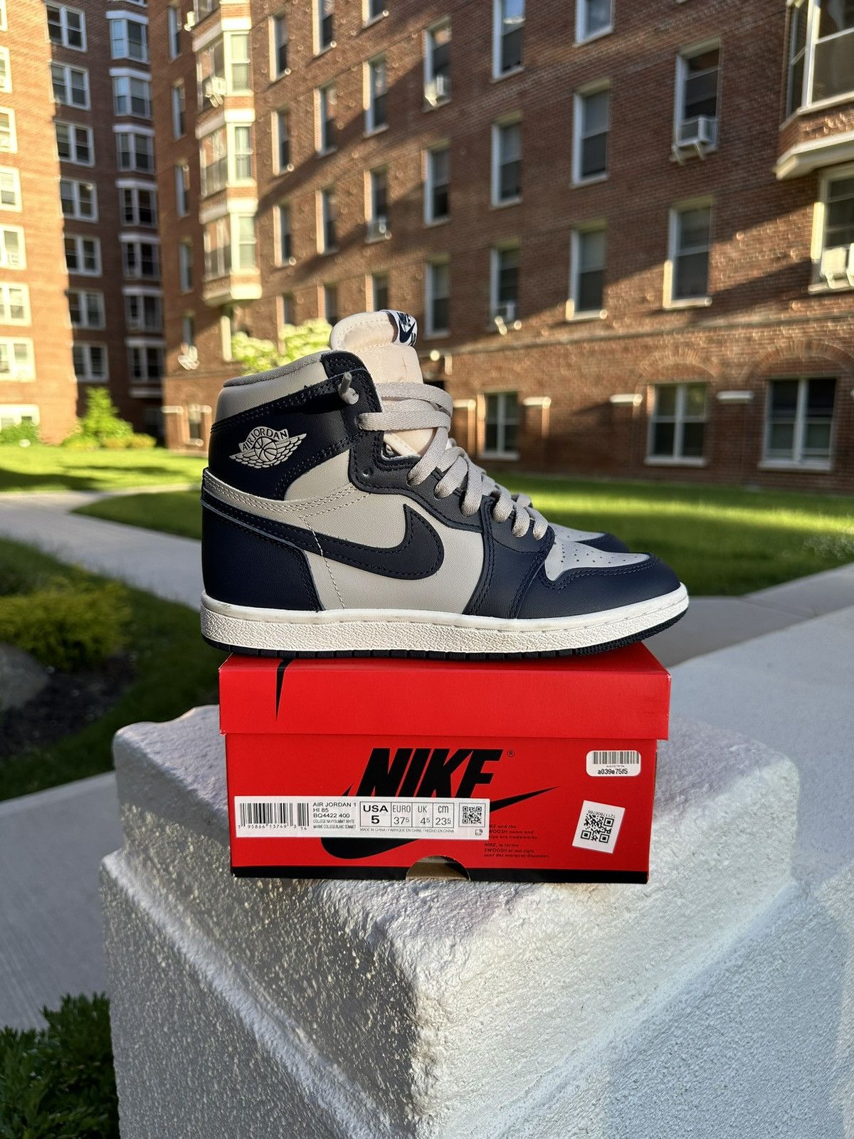 Nike nike jordan 1 high georgetown ‘85 Size US 5 / EU 37 - 1 Thumbnail