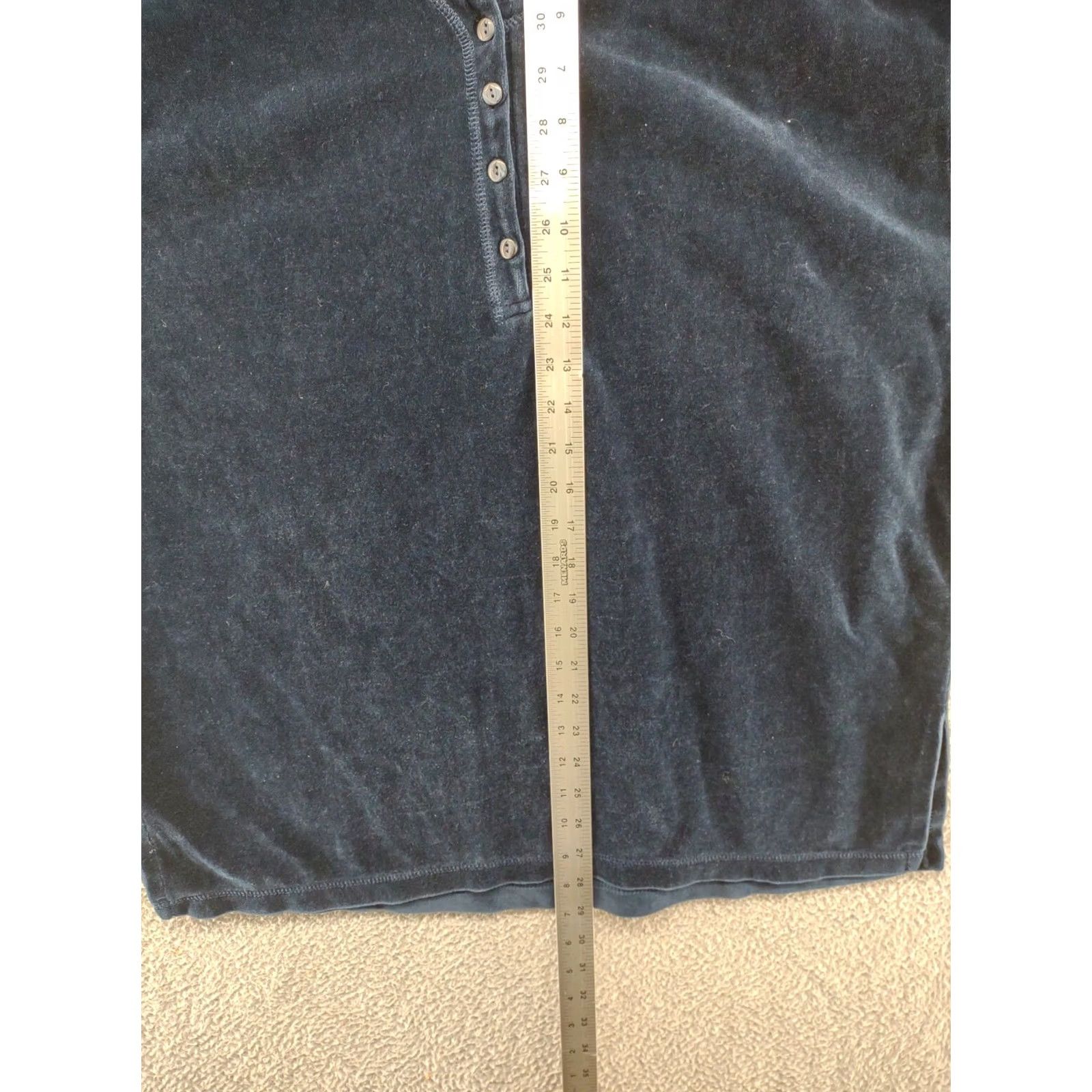 Croft & Barrow Croft & Barrow Women's Blue Velvet Velour Long Sleeve 1/4 Button Sweater Size L Size L / US 10 / IT 46 - 6 Thumbnail