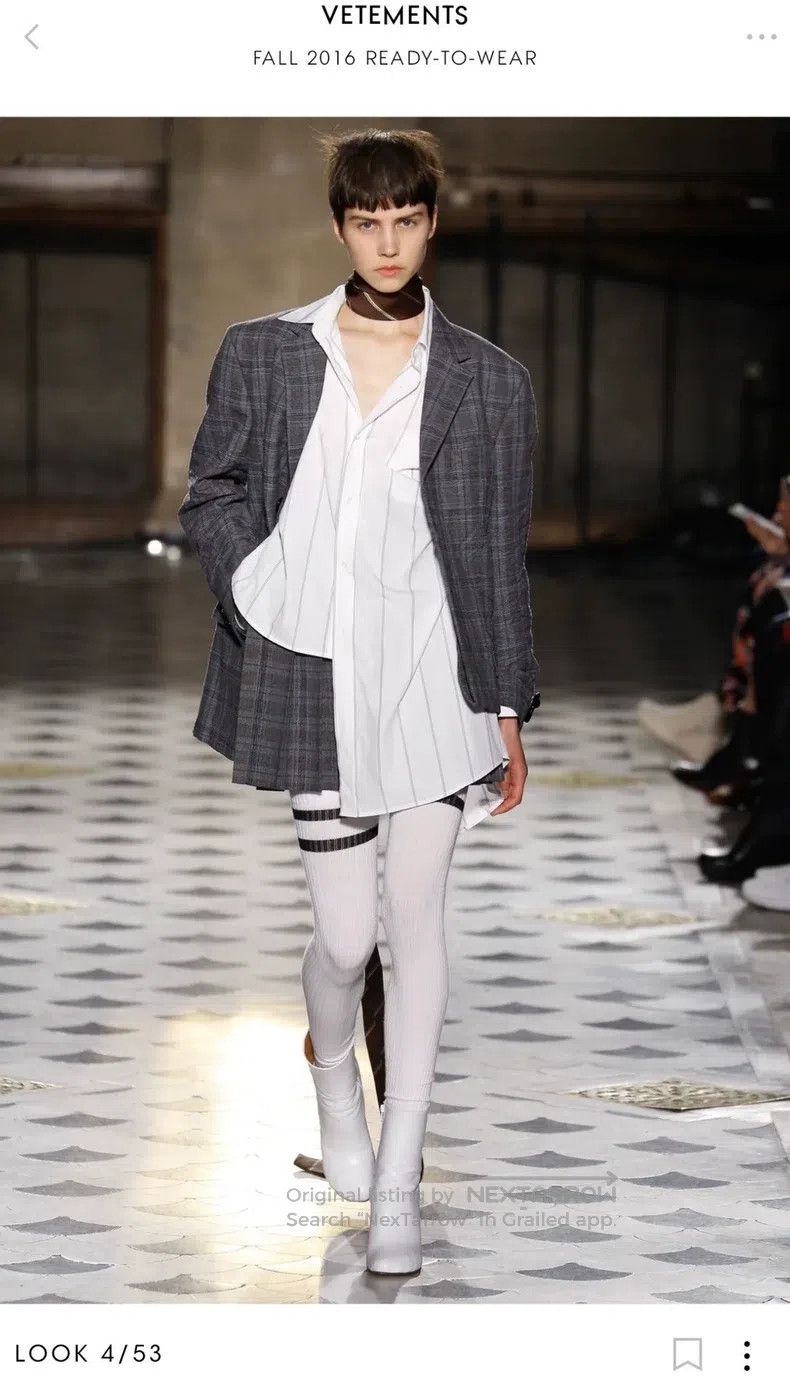 Vetements Vetements Gray-blue checkered padded shoulder suit Size US XS / EU 42 / 0 - 7 Thumbnail