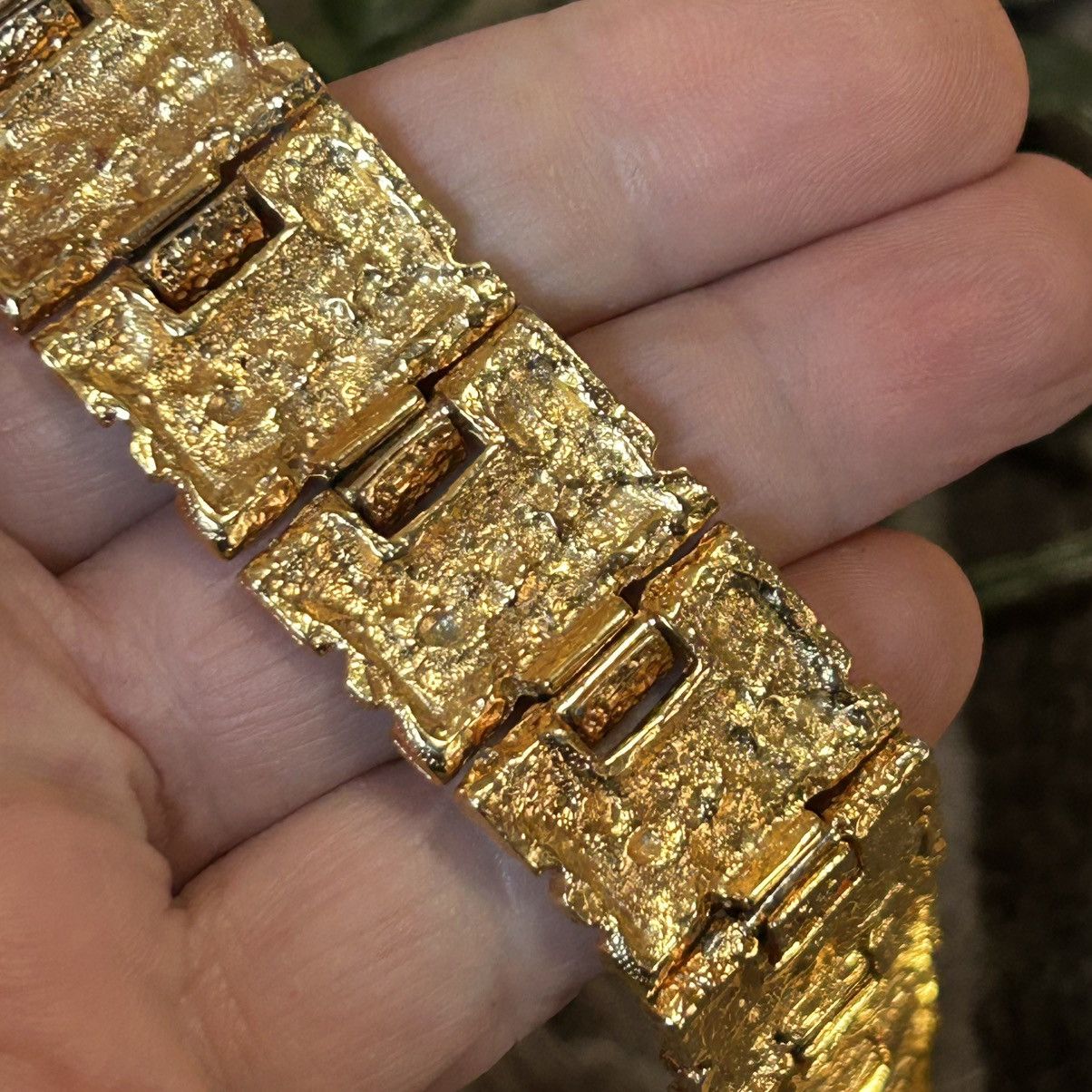 Vintage Vintage 70s-80s wide gold nugget unisex bracelet Size ONE SIZE - 9 Thumbnail