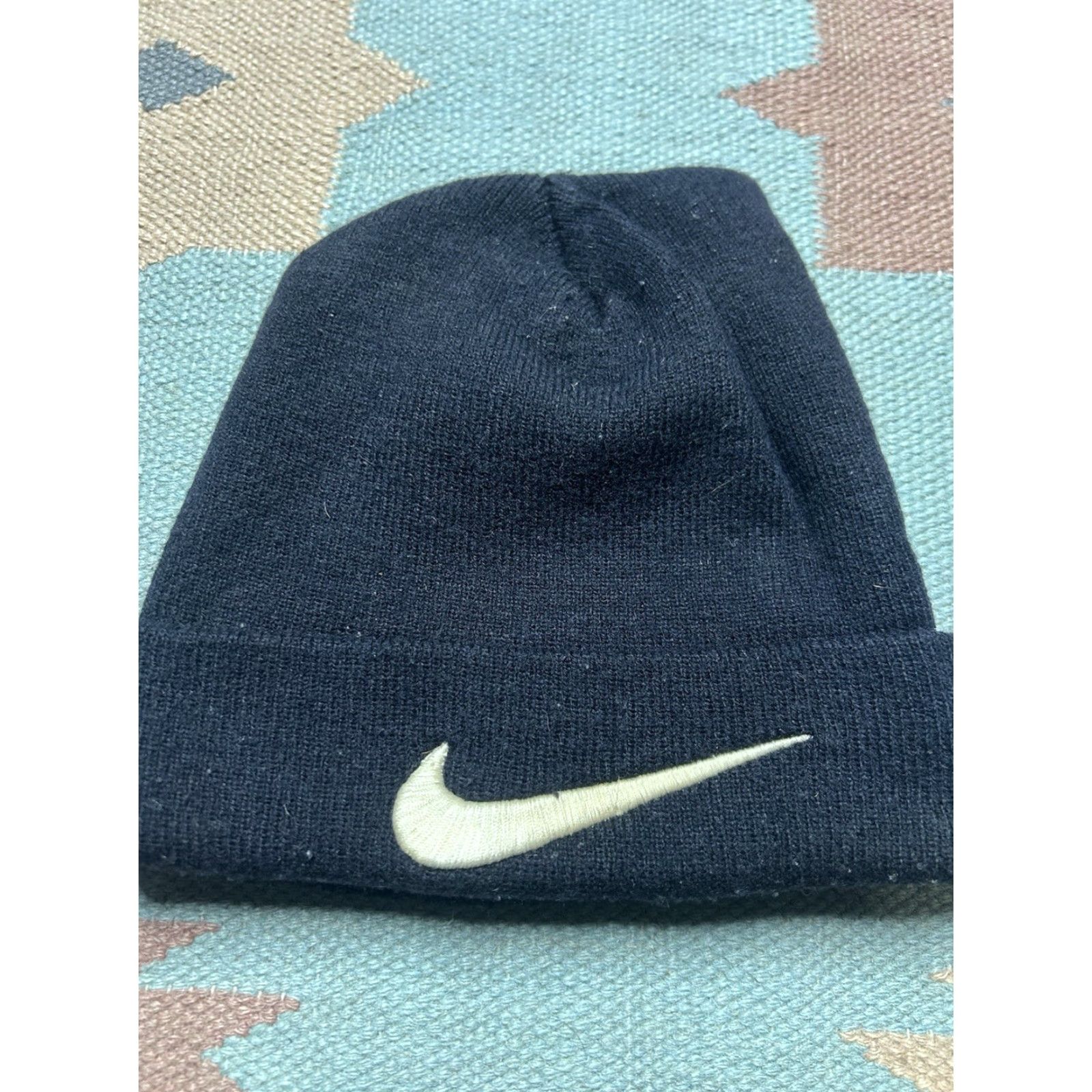 Nike VINTAGE Nike Beanie Knit Acrylic Winter Hat OSFA Black Nike Swoosh Check Big Logo Men Size ONE SIZE - 3 Thumbnail