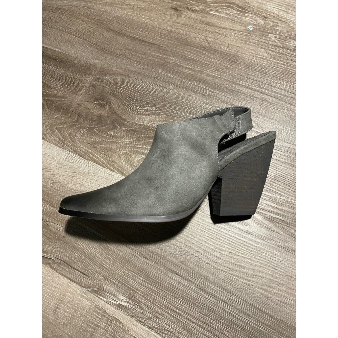 Other Charles by Charles David Slingback Booties Nirvana Slate Gre Size US 9.5 / IT 39.5 - 5 Thumbnail