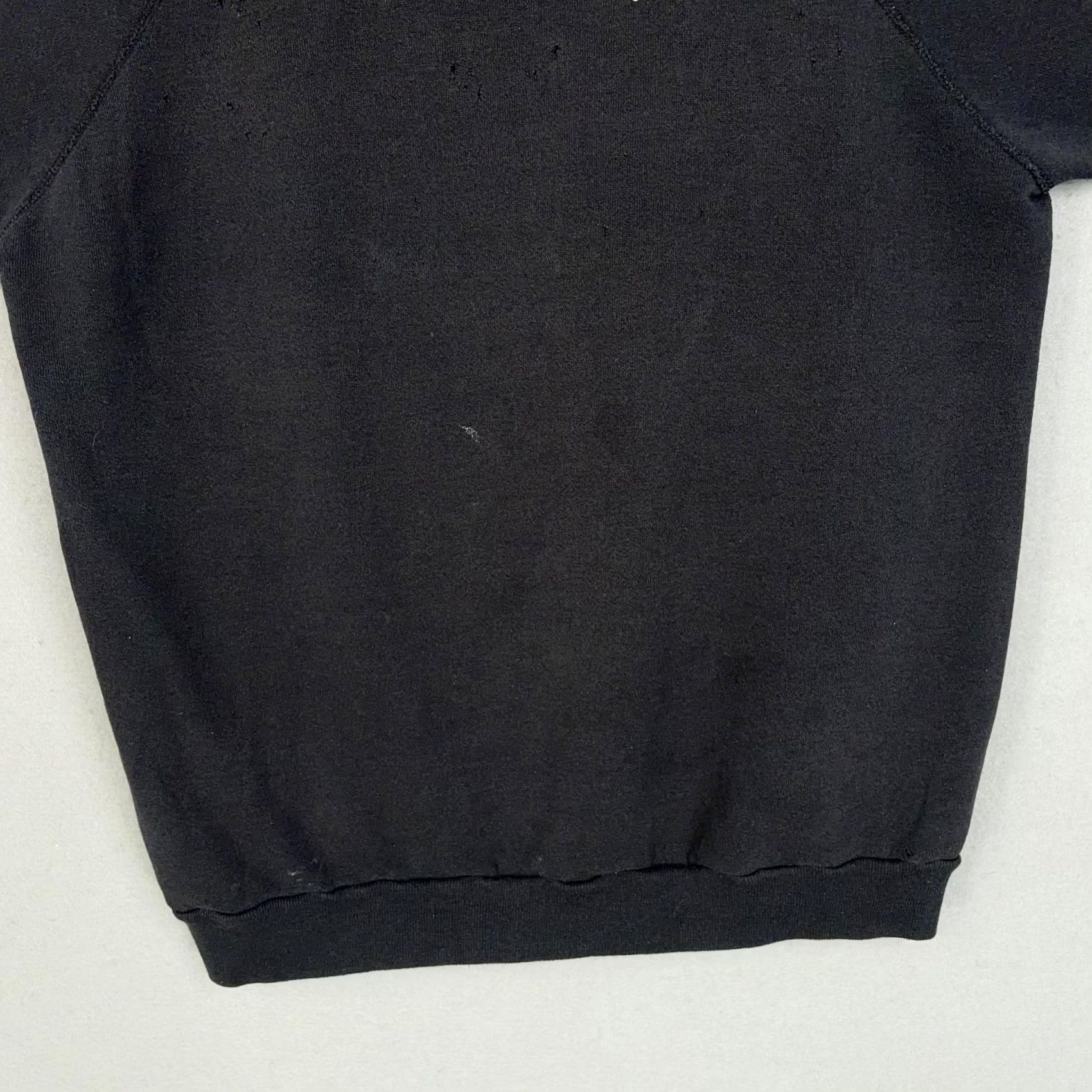 Vintage Vintage Hobie Surfboards Sweatshirt Large Cutoff Destroyed Graphic 1989 Size US L / EU 52-54 / 3 - 4 Thumbnail