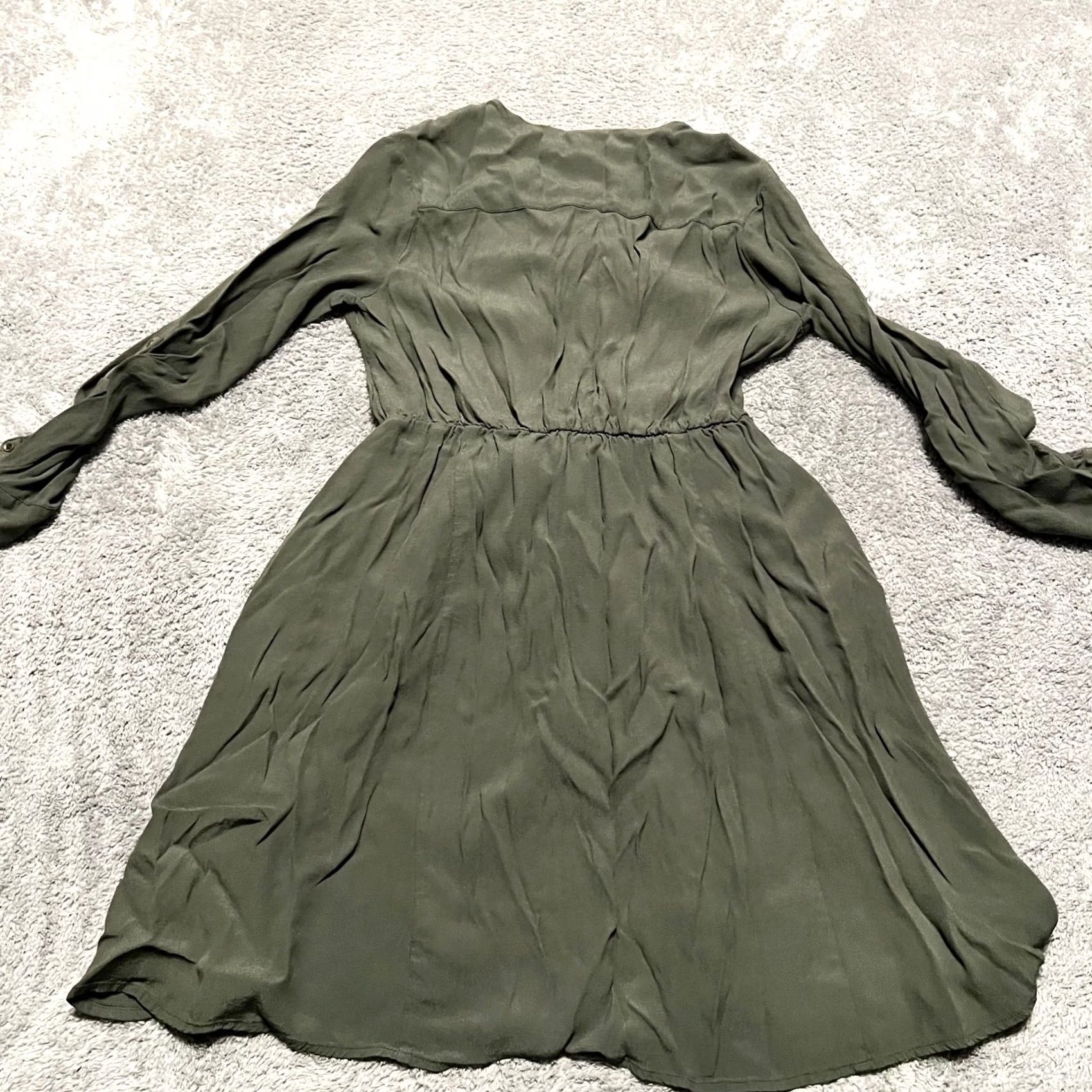 Anthropologie MAEVE Anthropologie Dress Womens Medium Green V Neck Roll Tab Sleeve Fit & Flare Dress knee length Womens M Green MAEVE by Anthropologie Size M / US 6-8 / IT 42-44 - 3 Thumbnail