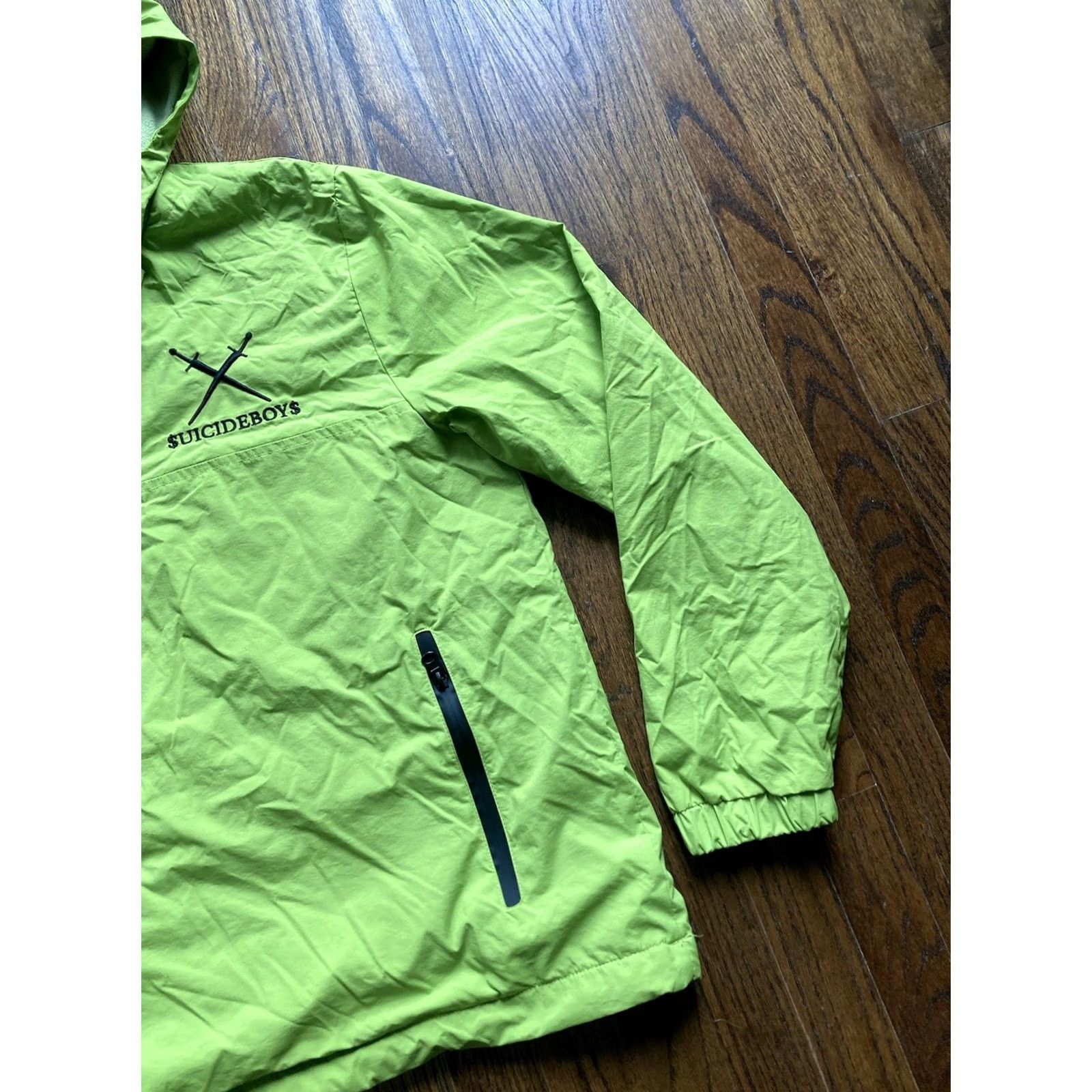Vintage NWT G59 Suicideboys Jacket Windbreaker Hooded Green M Medium Men Zip Pockets Lightweight Lined Nylon Safe Shelter Size US M / EU 48-50 / 2 - 3 Thumbnail