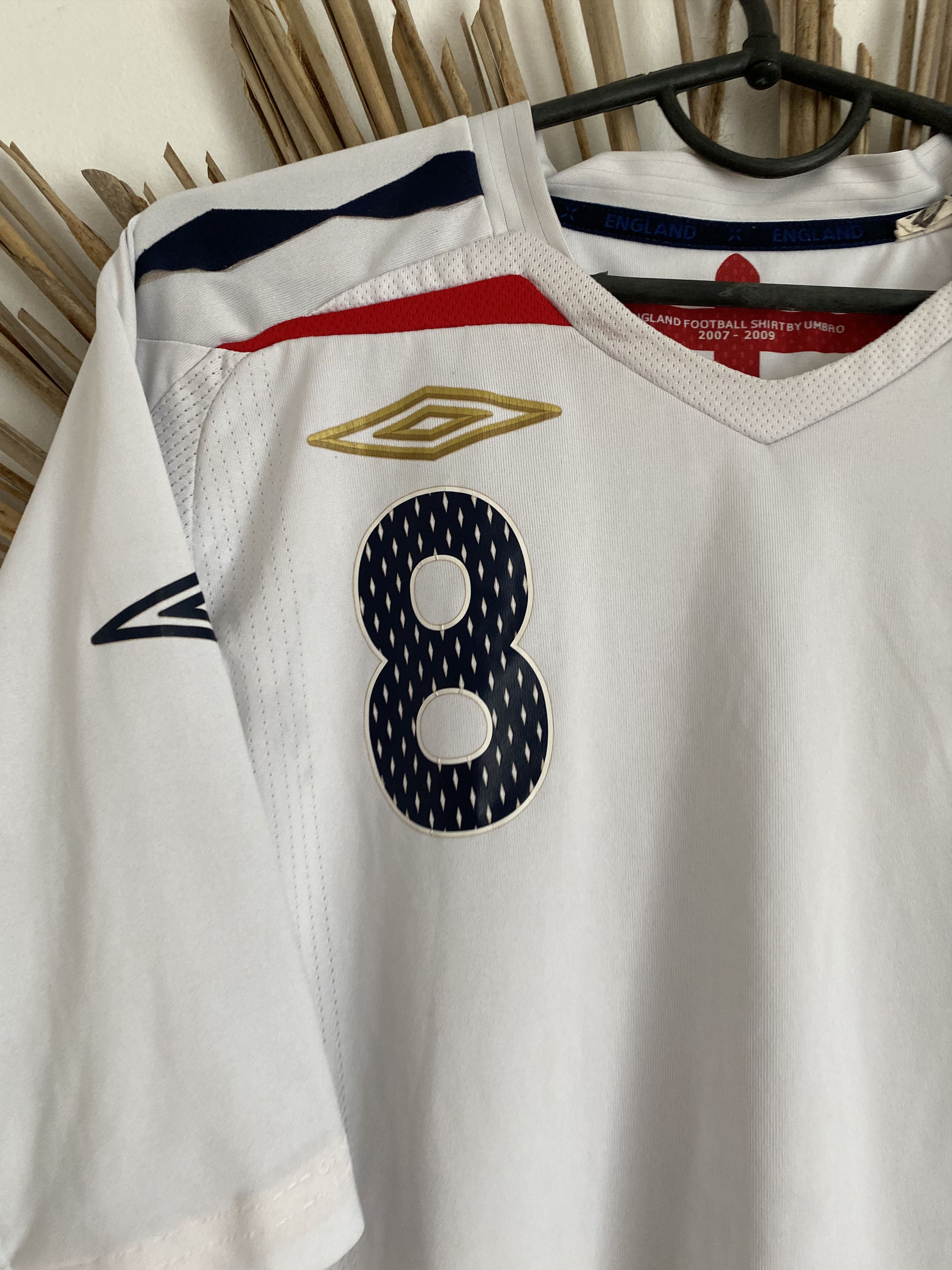 Umbro Umbro England 2008 2009 home Lampard soccer jersey Size US M / EU 48-50 / 2 - 5 Thumbnail