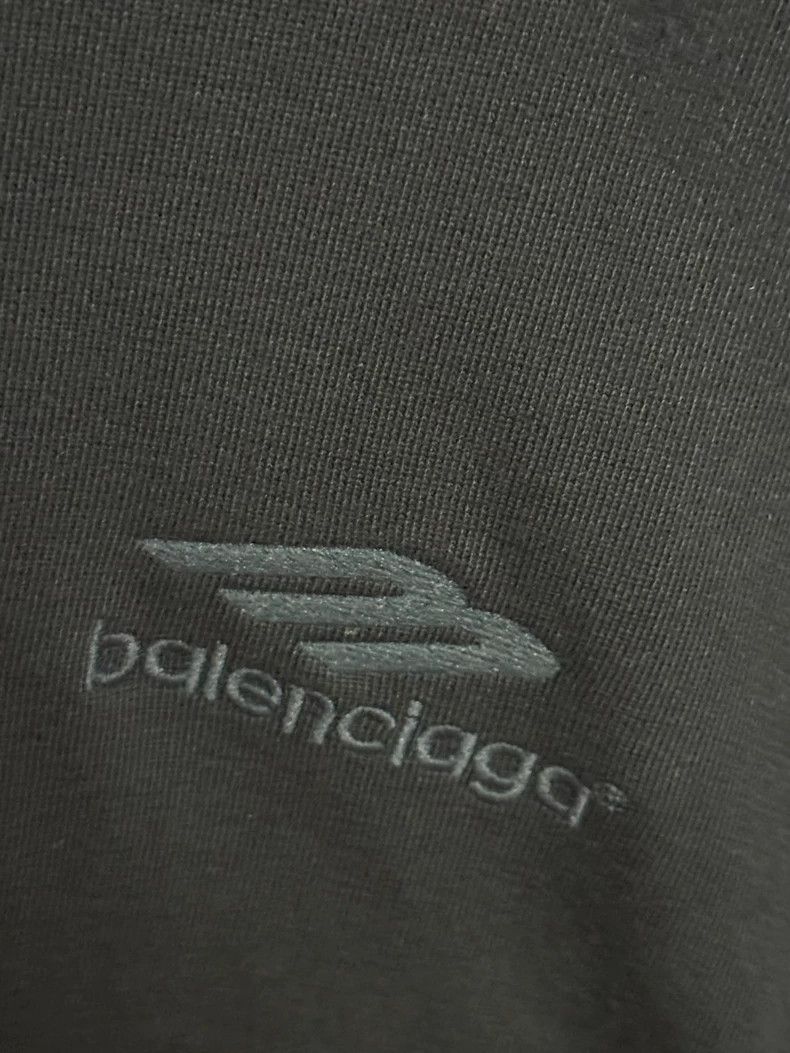 Balenciaga Balenciaga Buddha Letter Logo Zip-Up Hoodie Size US M / EU 48-50 / 2 - 5 Thumbnail