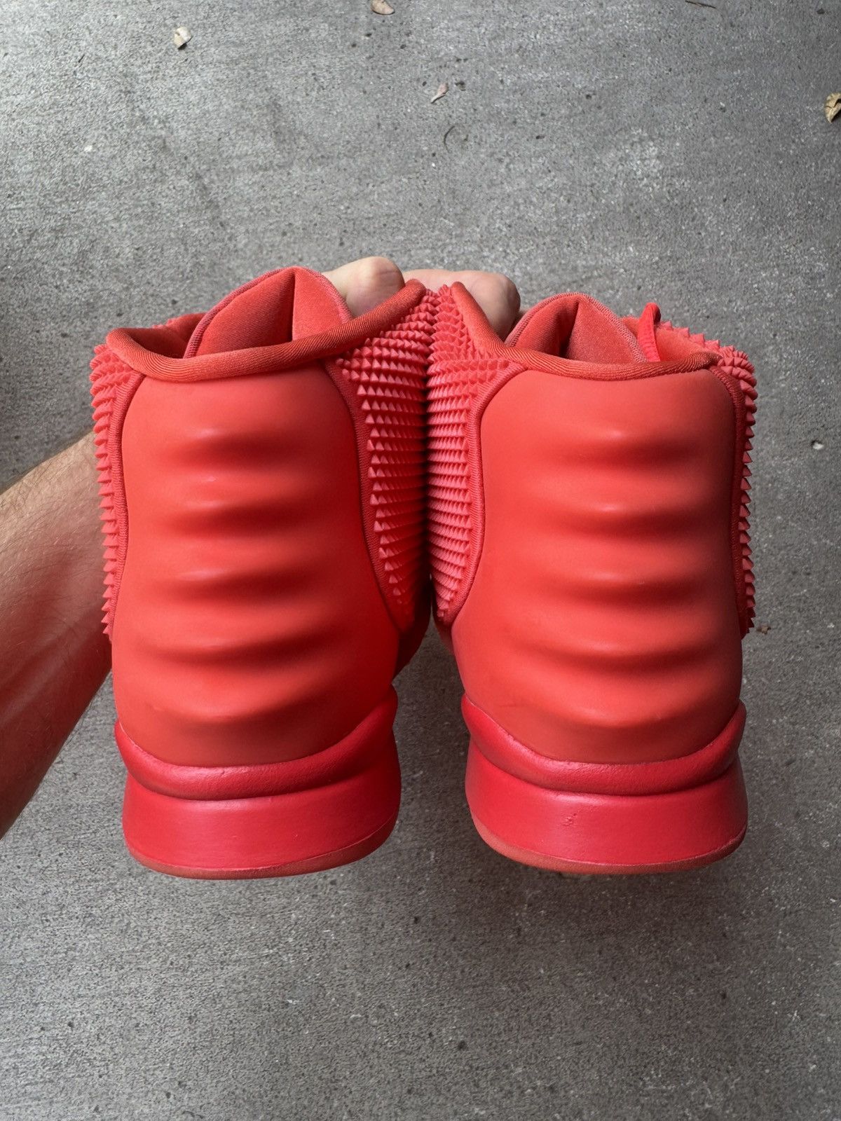Kanye West NIKE AIR YEEZY 2 RED OCTOBER SIZE 14 Size US 14 / EU 47 - 4 Thumbnail
