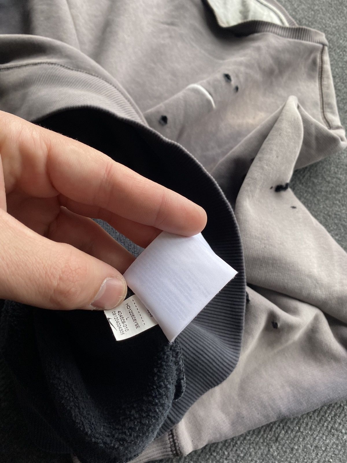 Nike 🔥NIKE DISTRESSED Dirty ripped men sweatshirt rare y2k punk Size US L / EU 52-54 / 3 - 6 Thumbnail