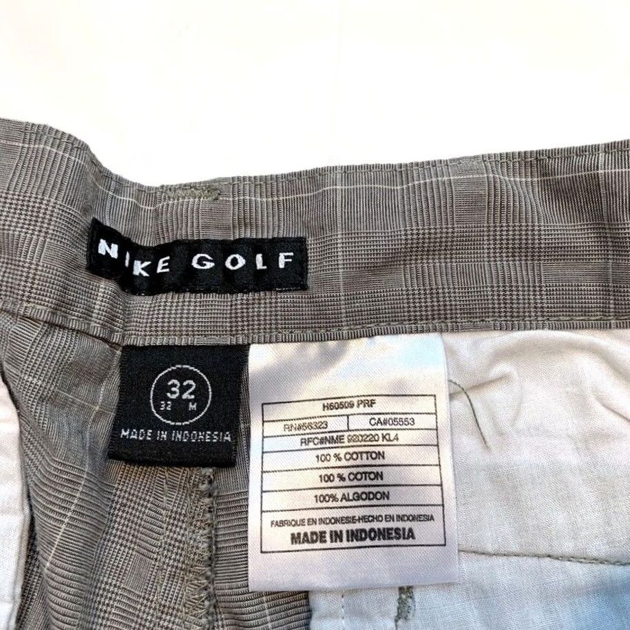 Nike Nike Golf Chino Shorts Men 32 Pleated Plaid 100% Cotton Gray NEW Size US 32 / EU 48 - 6 Thumbnail