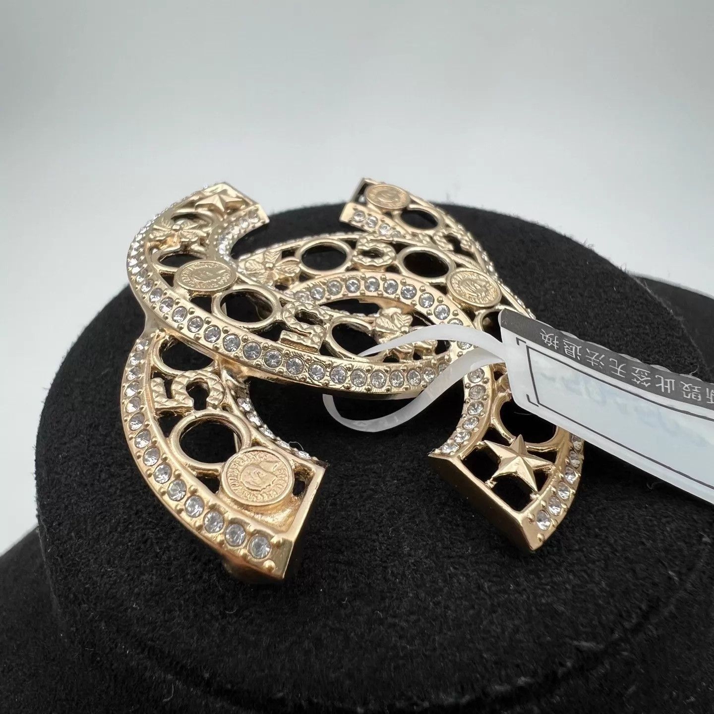 Chanel CHANEL CC Crystal Brooch New Size ONE SIZE - 3 Thumbnail