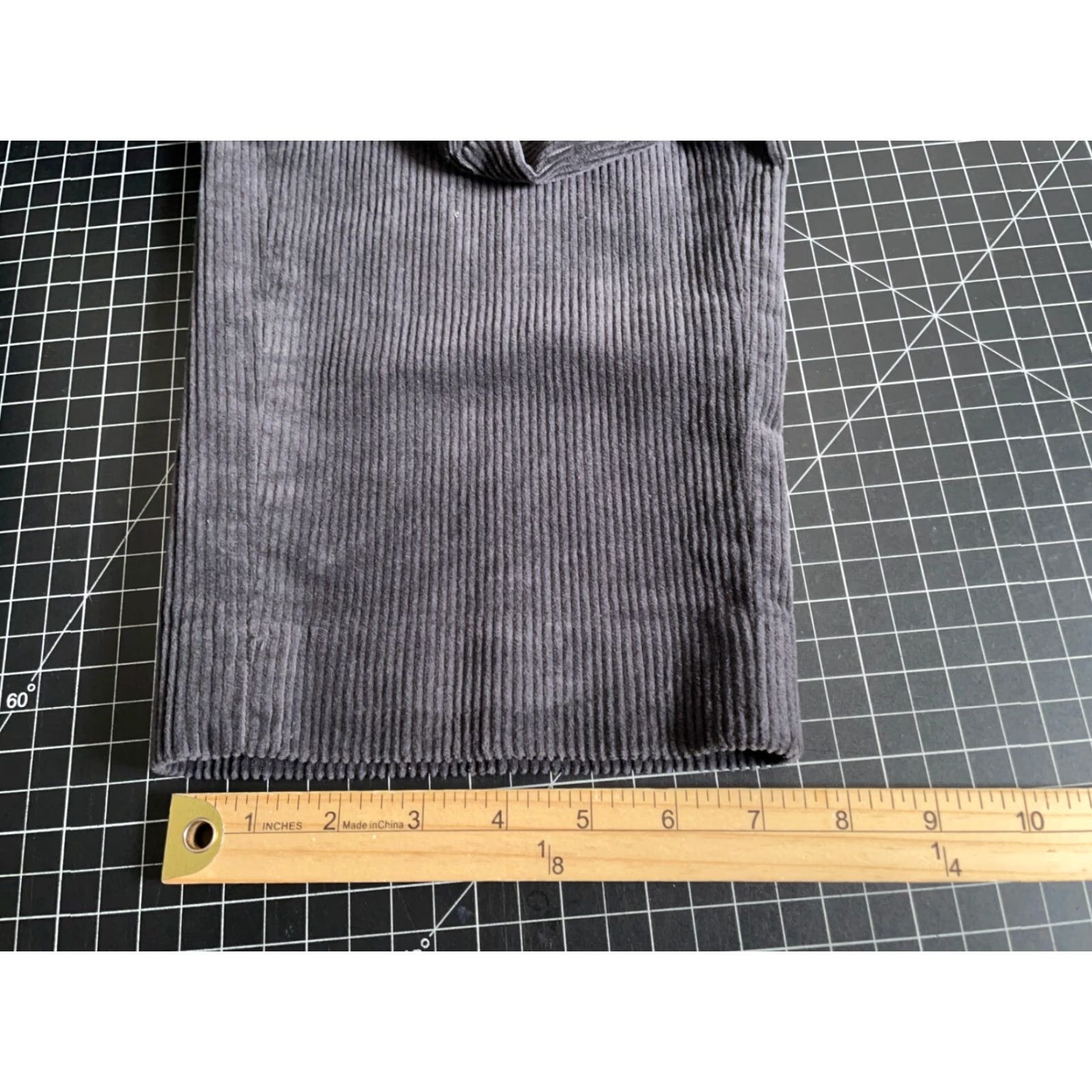 Brooks Brothers VINTAGE: No Brooks Brothers Corduroy Pants Men 38 x 30 Gray Flat Front Wide Wale Tapered Cotton Elastane Buckle Zip Fly Chino 90s Preppy Retro Mens Size US 38 / EU 54 - 7 Thumbnail