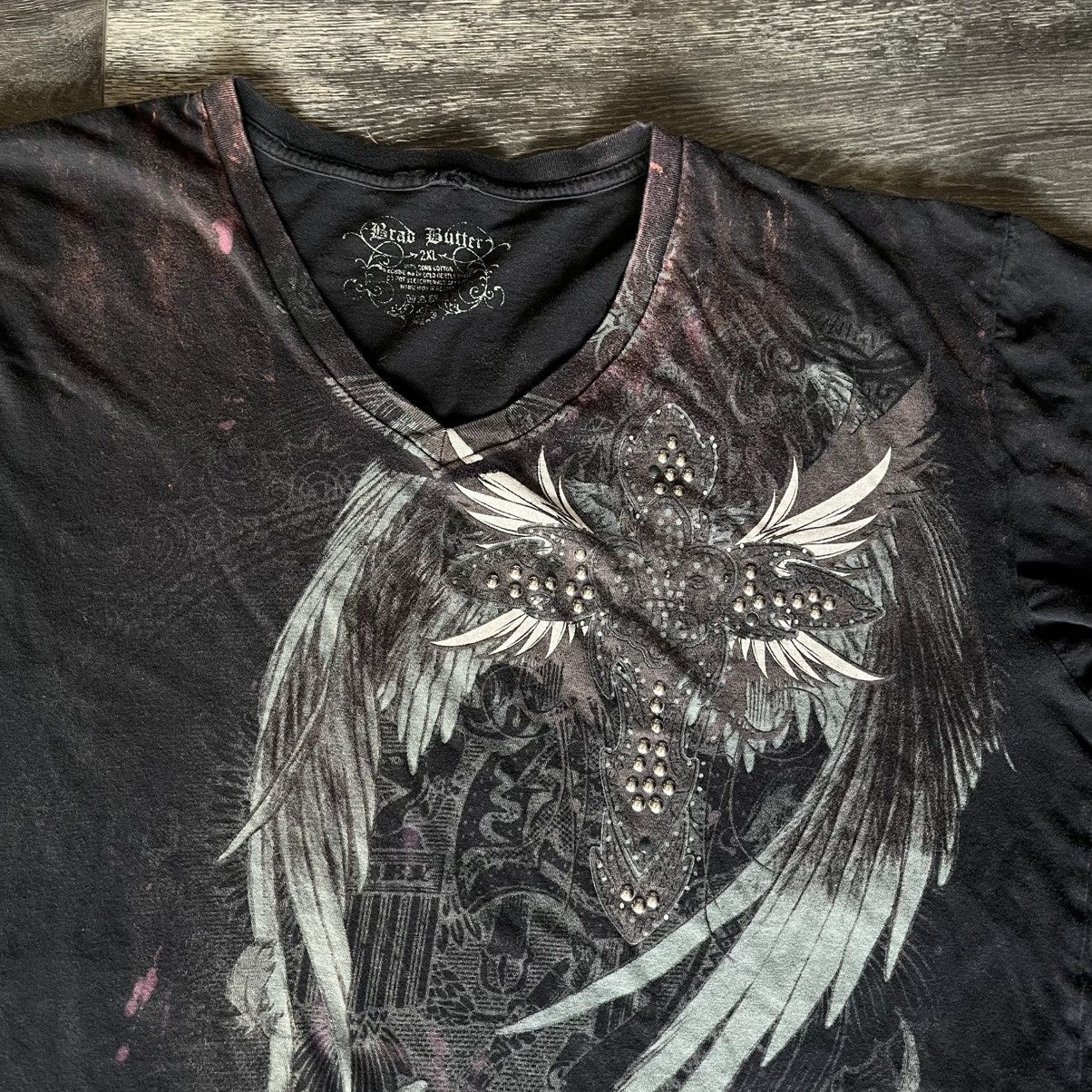 Vintage Vintage 2000s Affliction Style Brad Butter Cross V Neck Tee Size US XXL / EU 58 / 5 - 3 Thumbnail