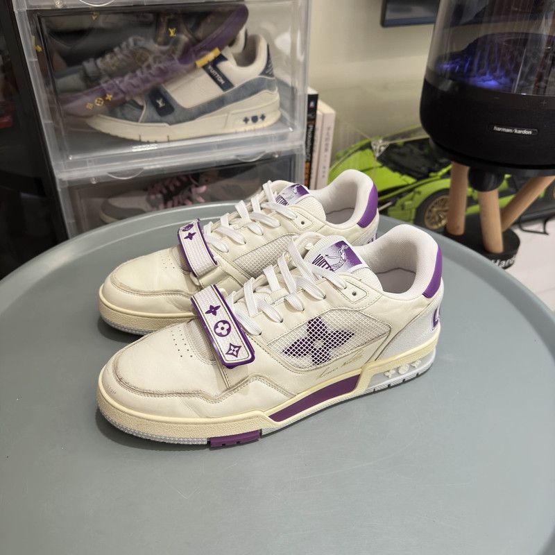 Louis Vuitton Louis Vuitton Trainer Casual Sneakers in White and Purple 0079 Size US 10 / EU 43 - 1 Thumbnail