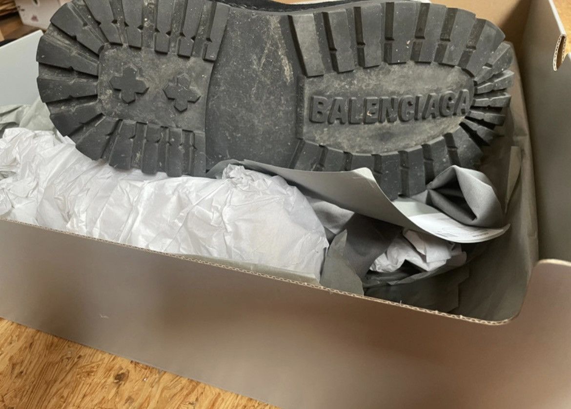 Balenciaga Balenciaga Alaska Boots Size US 12 / EU 45 - 9 Thumbnail