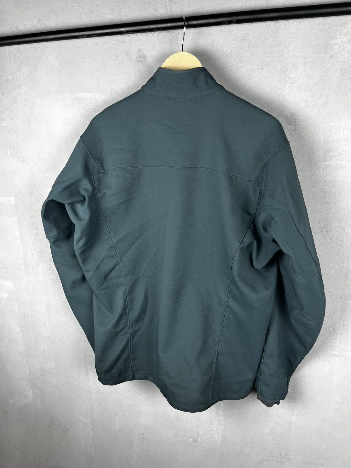 Arc'teryx Arcteryx mens outdoor jacket size m Size US M / EU 48-50 / 2 - 12 Thumbnail