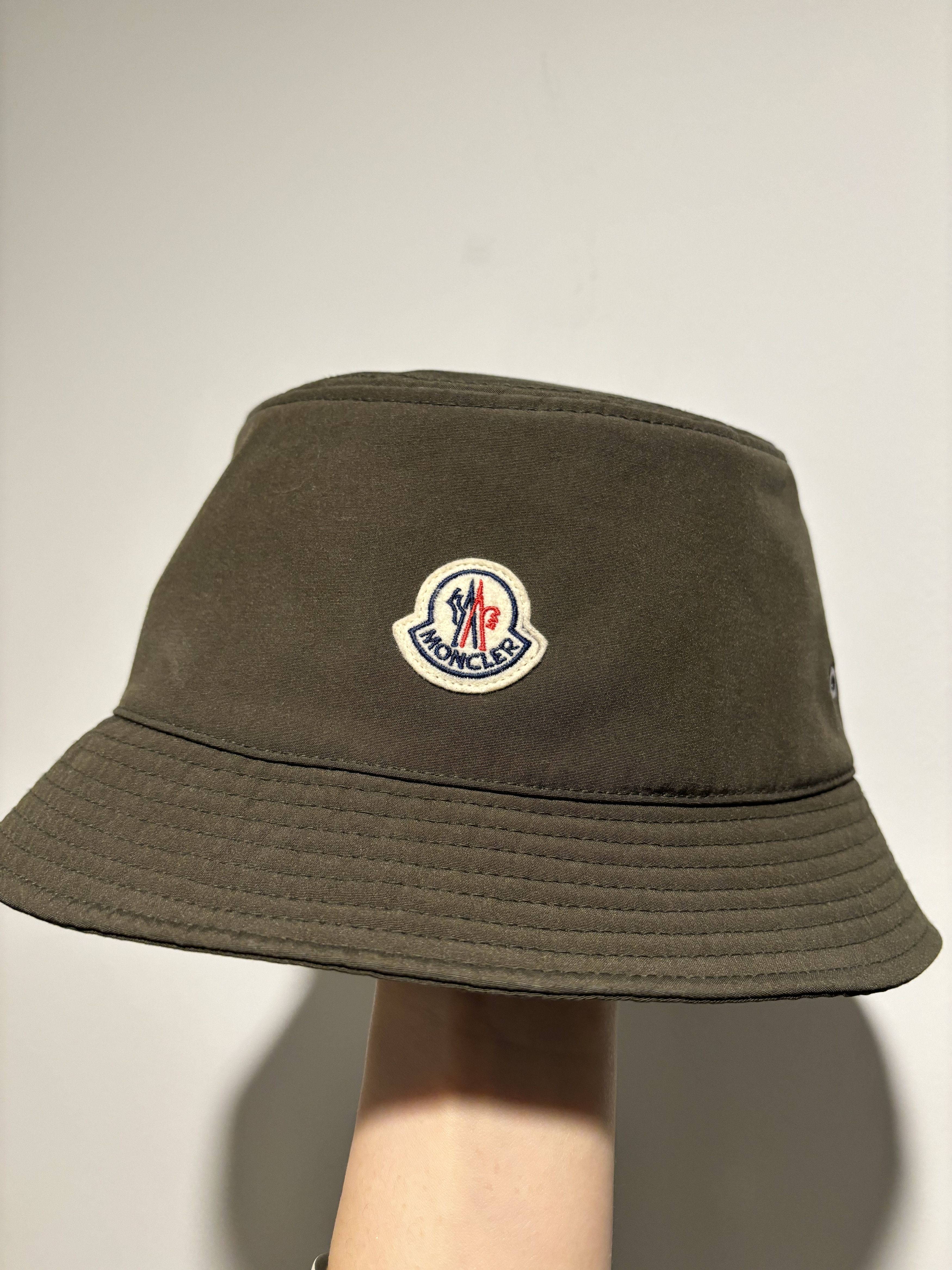 Moncler Size L, mint condition with Tags. Size ONE SIZE - 1 Thumbnail