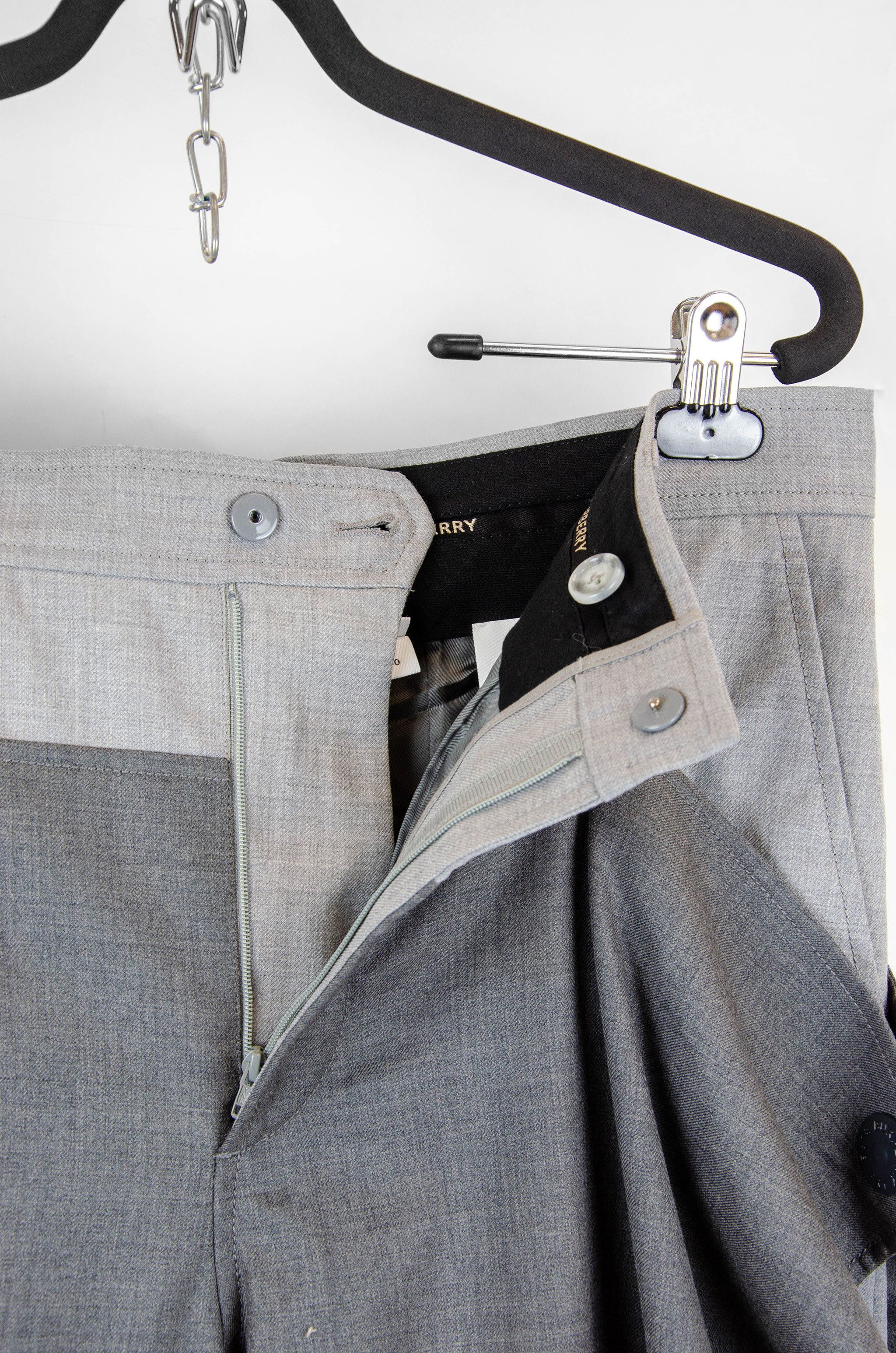 Burberry Burberry Panelled Wool Trousers – Size 50 Made in Italy Size US 34 / EU 50 - 8 Thumbnail