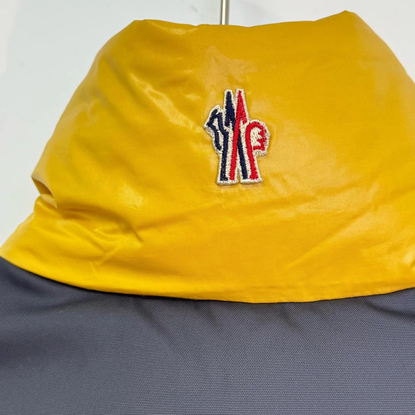 Moncler rove0006 Moncler Poris Black and Yellow Patchwork Down Vest, Size M / US 6-8 / IT 42-44 - 3 Thumbnail