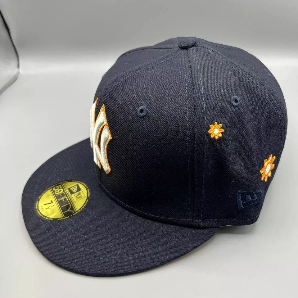 New Era New York Yankees Hat Men 7 1/2 Floral 59Fifty New Era Fitted Size ONE SIZE - 3 Thumbnail