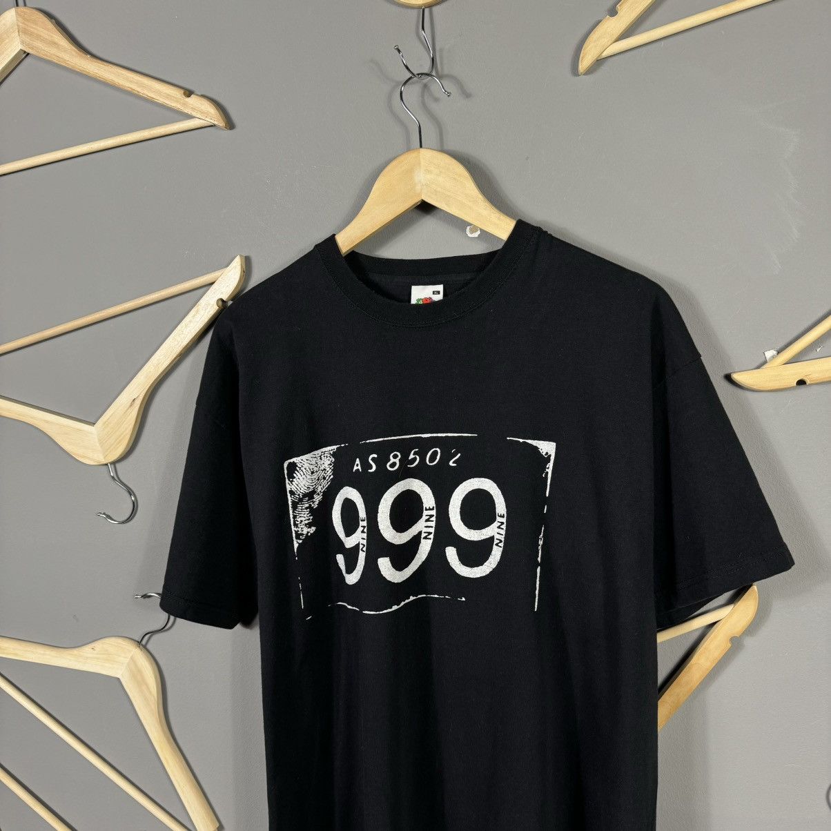 Band Tees Vintage 999 Punk Band AS8502 T-shirt Size US XL / EU 56 / 4 - 2 Thumbnail