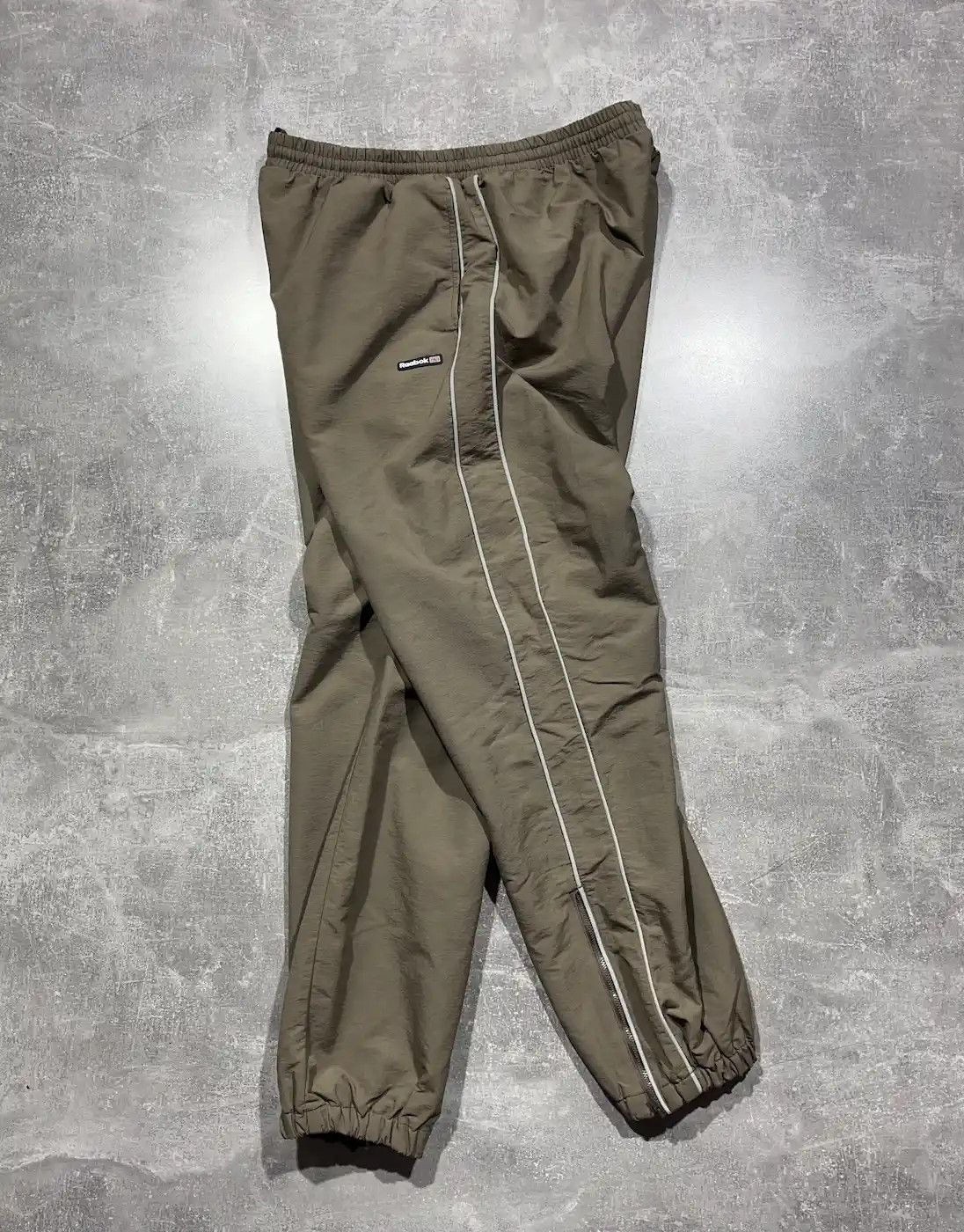 Reebok × Vintage Vintage 90s Reebok Nylon Pants Drill Y2k Style Size US 36 / EU 52 - 1 Thumbnail