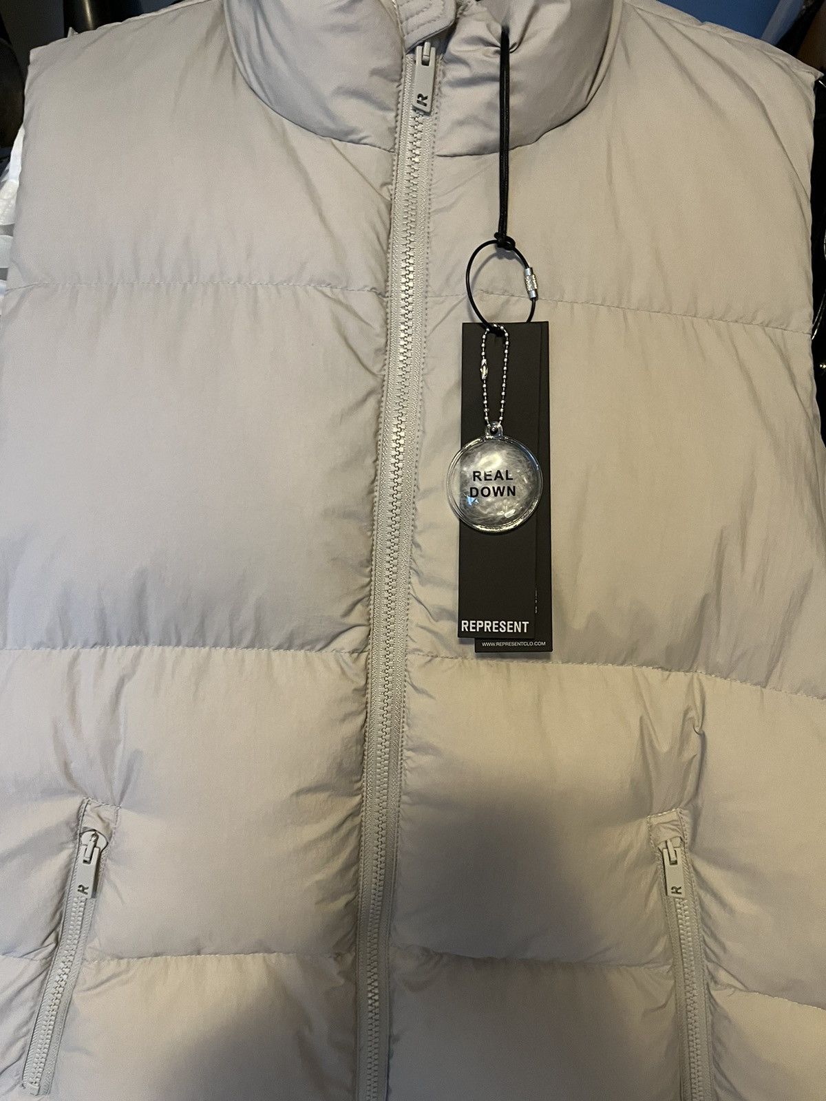 Represent Clo. New REPRESENT CLO Down Puffer Vest in Concrete(Large) Size US L / EU 52-54 / 3 - 2 Thumbnail