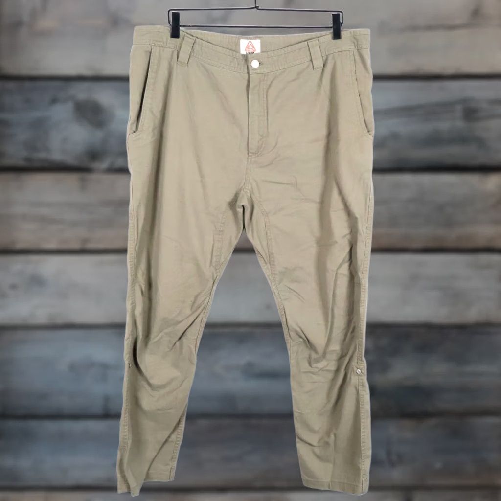 Olive LIVSN Pants Men's 38 x 32 Olive Green Roll Tab Stretch Hiking Chino Casual Lightweight Cotton Blend Spandex Size US 38 / EU 54 - 1 Thumbnail