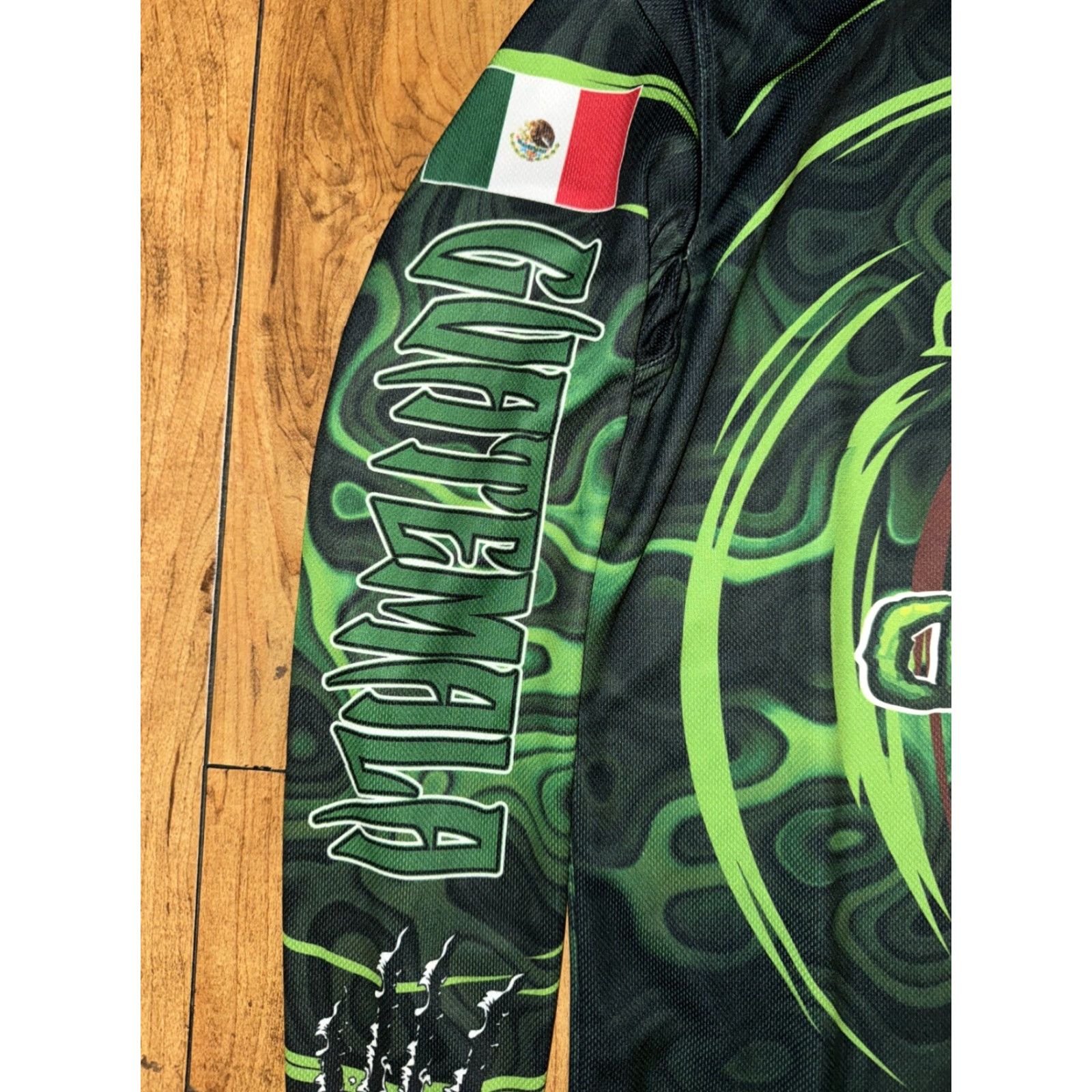 Vintage Off Roading Motorcross Long Sleeve Shirt Unbranded Unisex Adults S Black Tazmanian Devil Green 19x25 Size US S / EU 44-46 / 1 - 3 Thumbnail