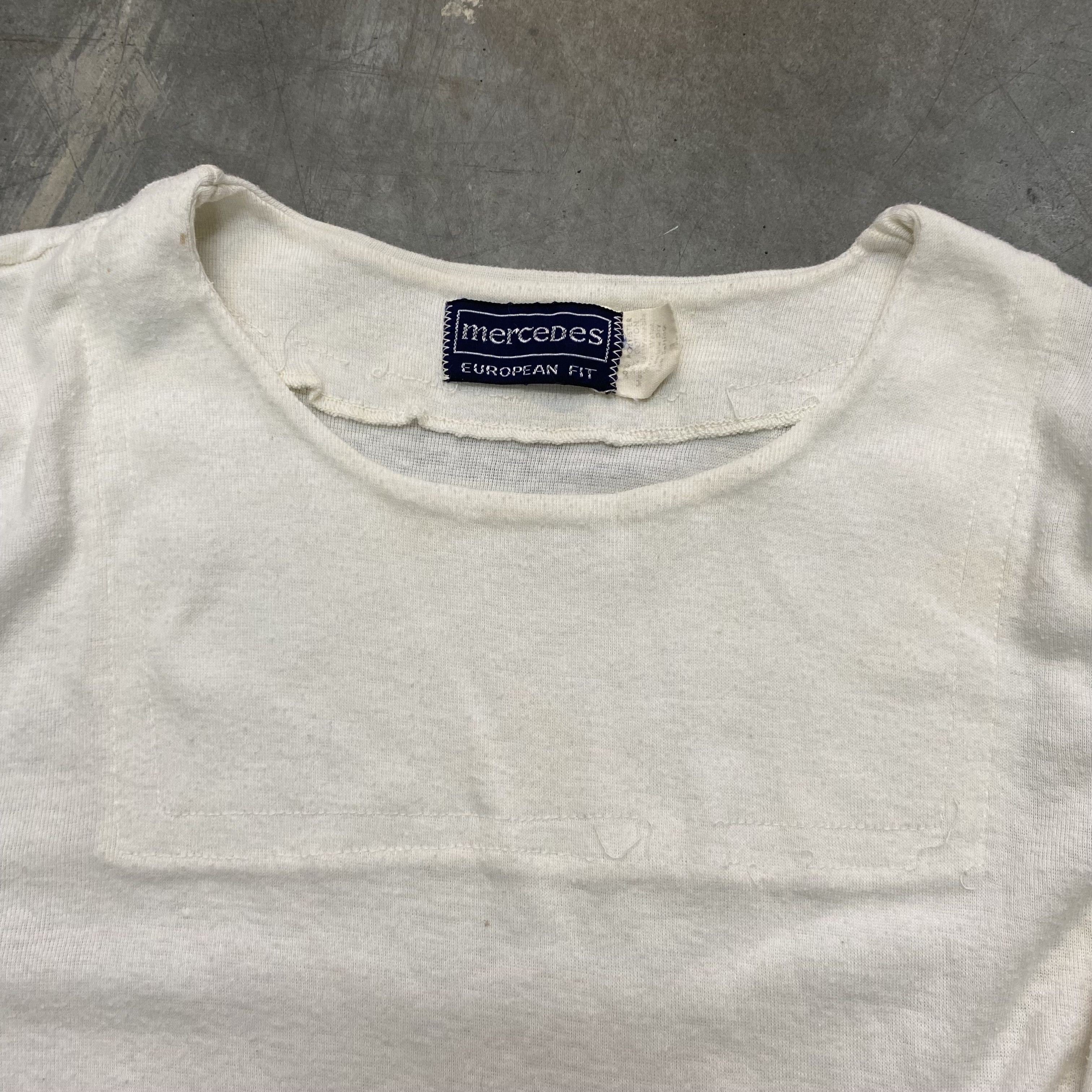 Designer VTG 70s Mercedes Long Sleeve European Fit Slim T Shirt Size US S / EU 44-46 / 1 - 3 Thumbnail