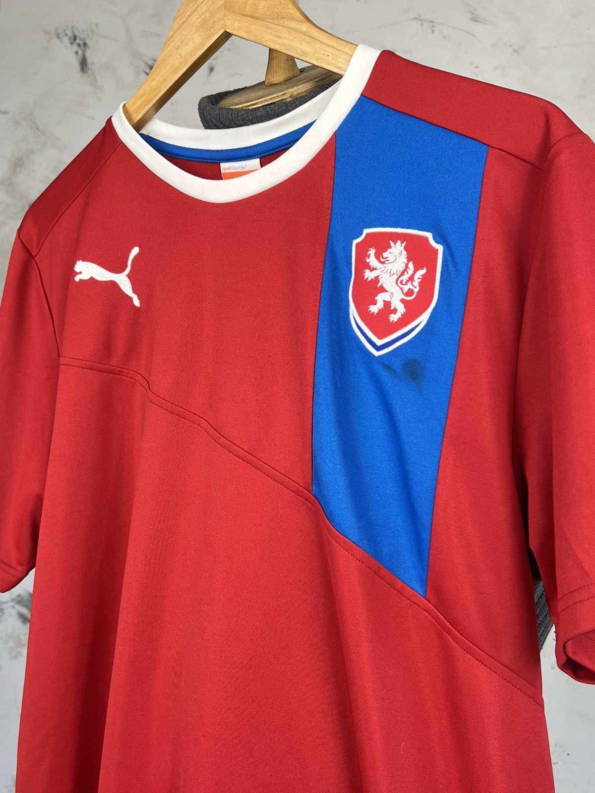 Puma Puma Czech 2012 - 2013 Home Jersey Shirt Size L - XL Size US XL / EU 56 / 4 - 2 Thumbnail