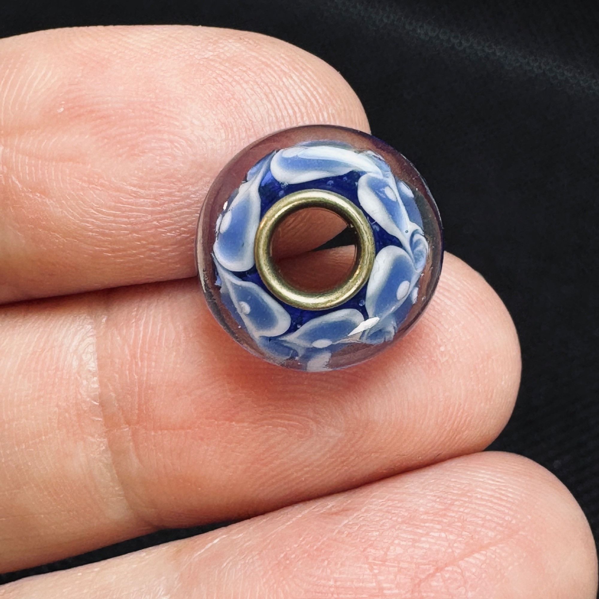 Other VTG Silver Blue & White Glass Swirl Rhondel Spacer Slide Cha Size ONE SIZE - 3 Thumbnail