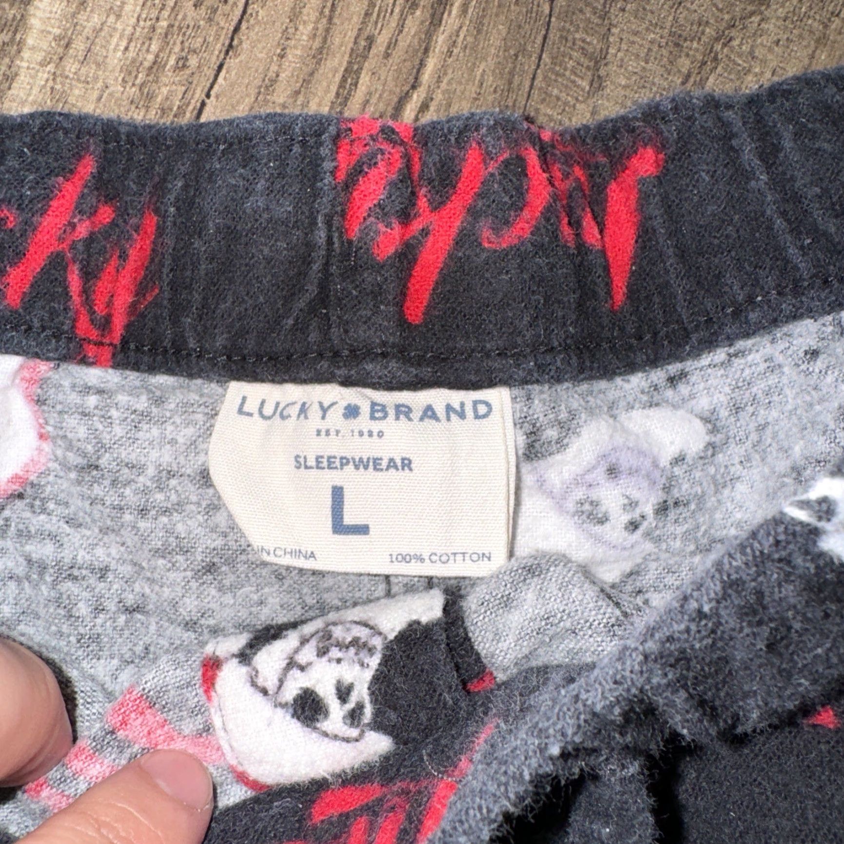 Lucky Brand Lucky Brand Pajama Bottoms Skull Christmas Print Black 32x26 Large Men L Christmas Skull Print Black Pajama Pants 32x26 Large Mens Size US 33 - 4 Thumbnail