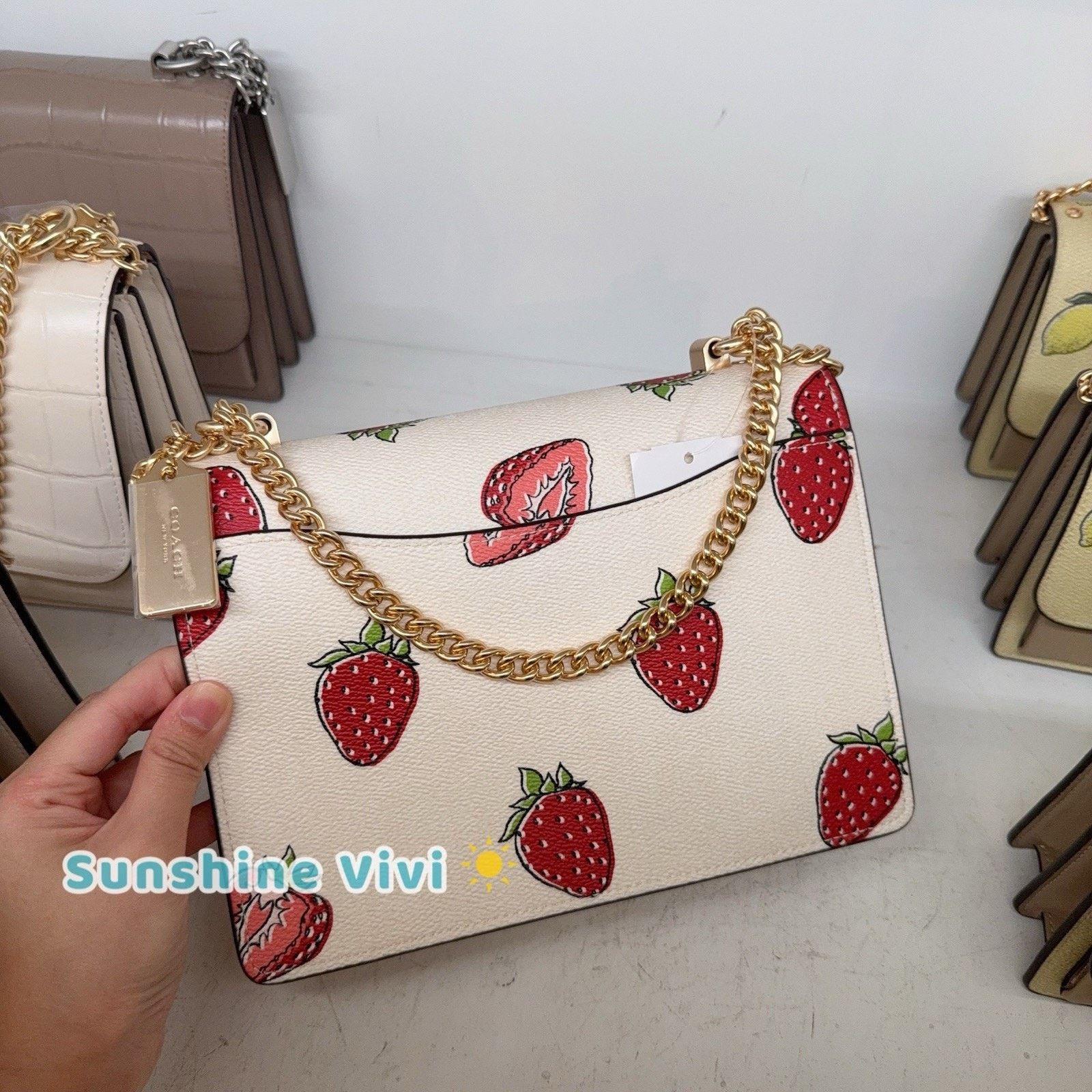 Coach NWT Coach Klare Crossbody Strawberry Gold/Chalk Multi CAL65 Size ONE SIZE - 4 Thumbnail