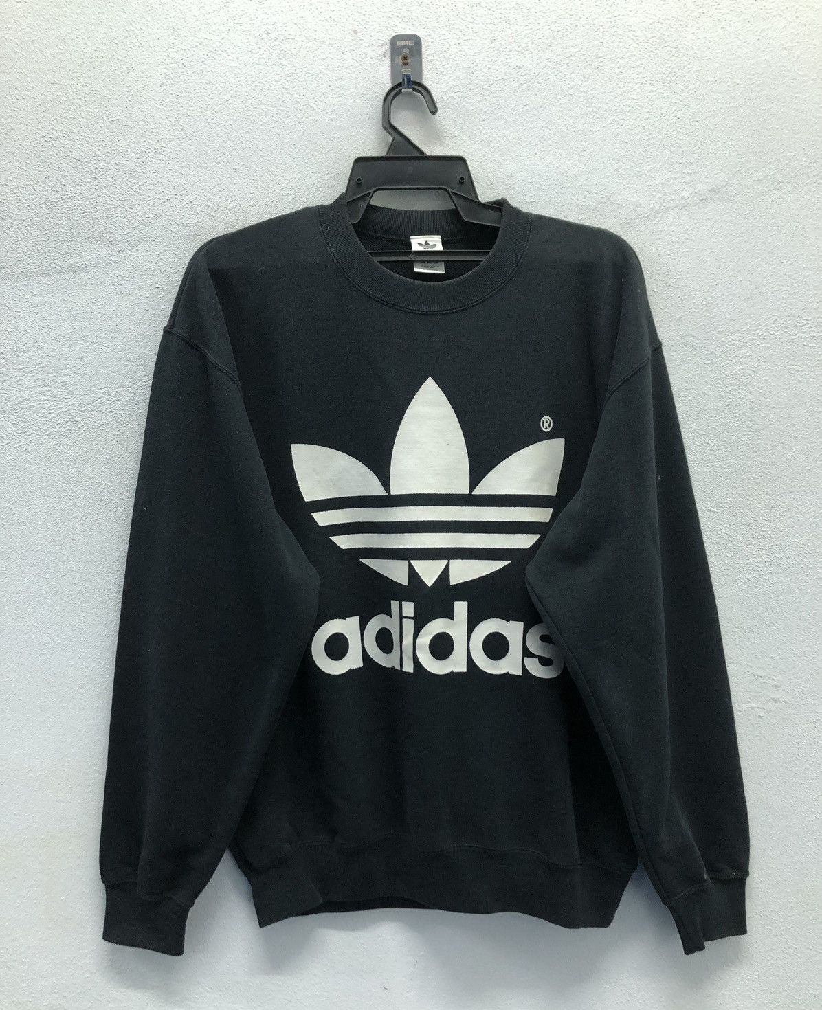 Adidas Vintage Adidas The Brand With The 3 Stripes Sweatshirt Size US L / EU 52-54 / 3 - 1 Thumbnail